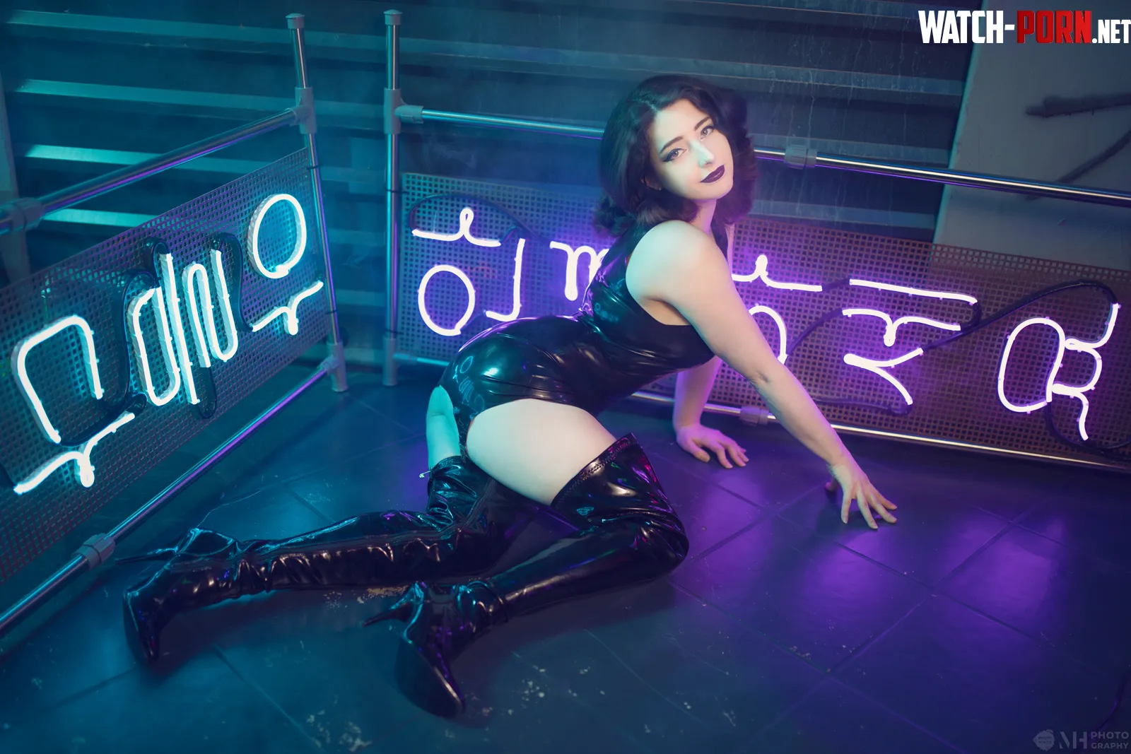 Latex dress chick by Mikomi Hokina by mikomihokina_nsfw