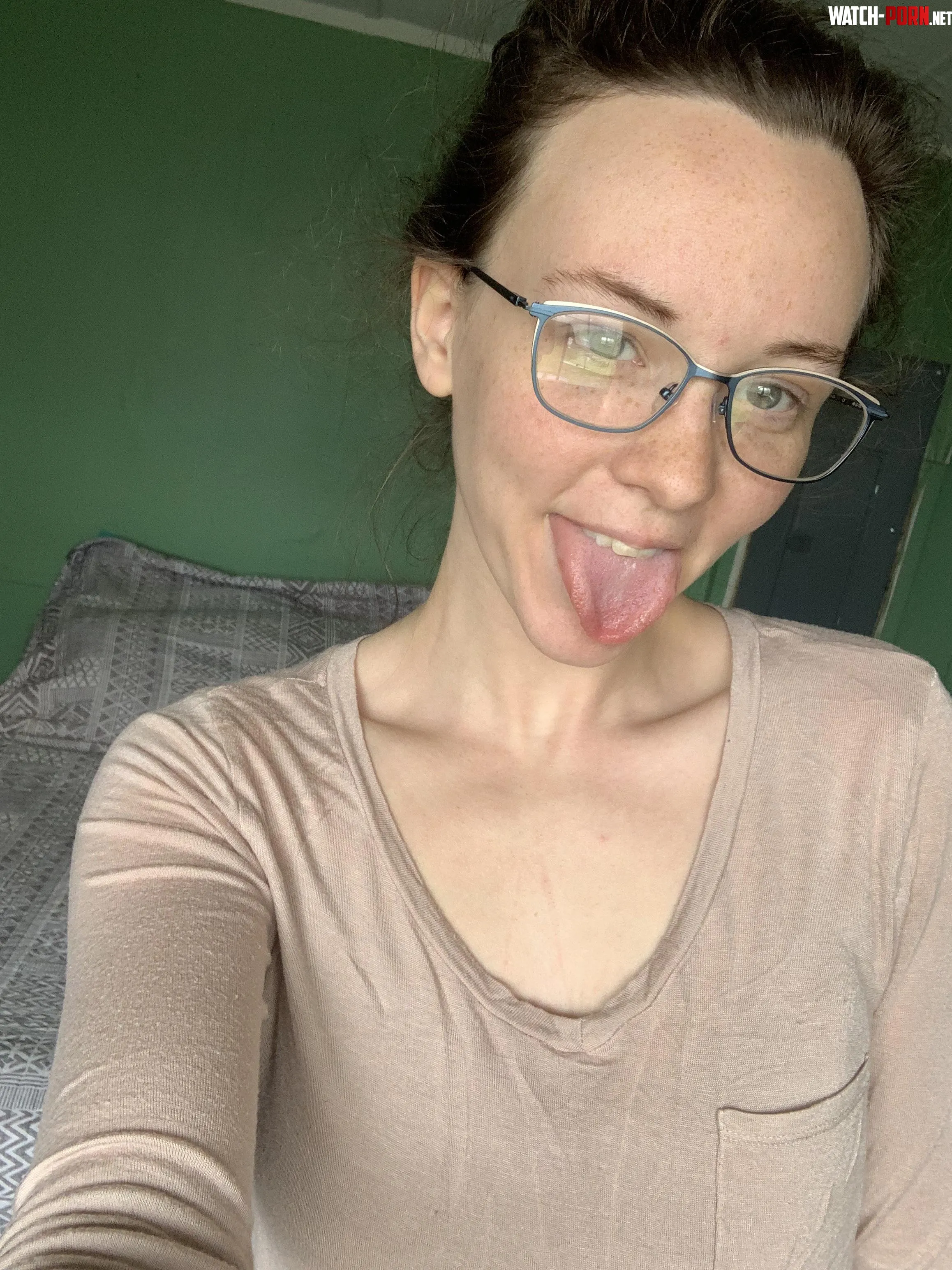 Nerdy girls are the cutest by thebreefontaine