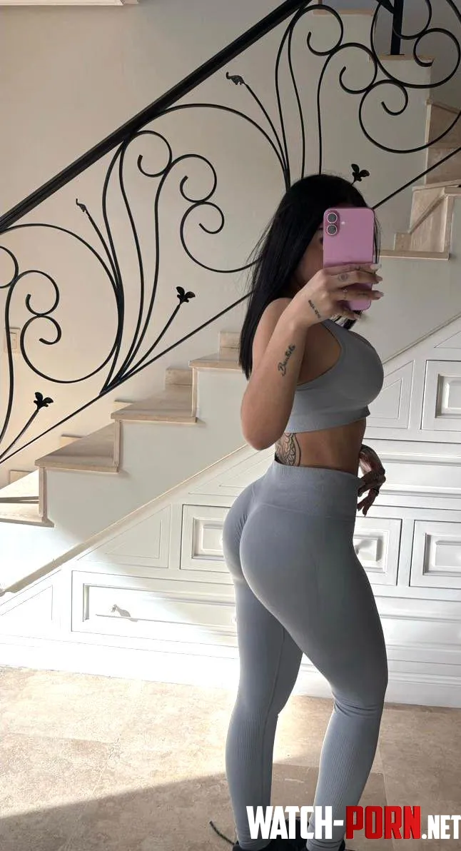 liking the way my curves look here by Crave-Siren