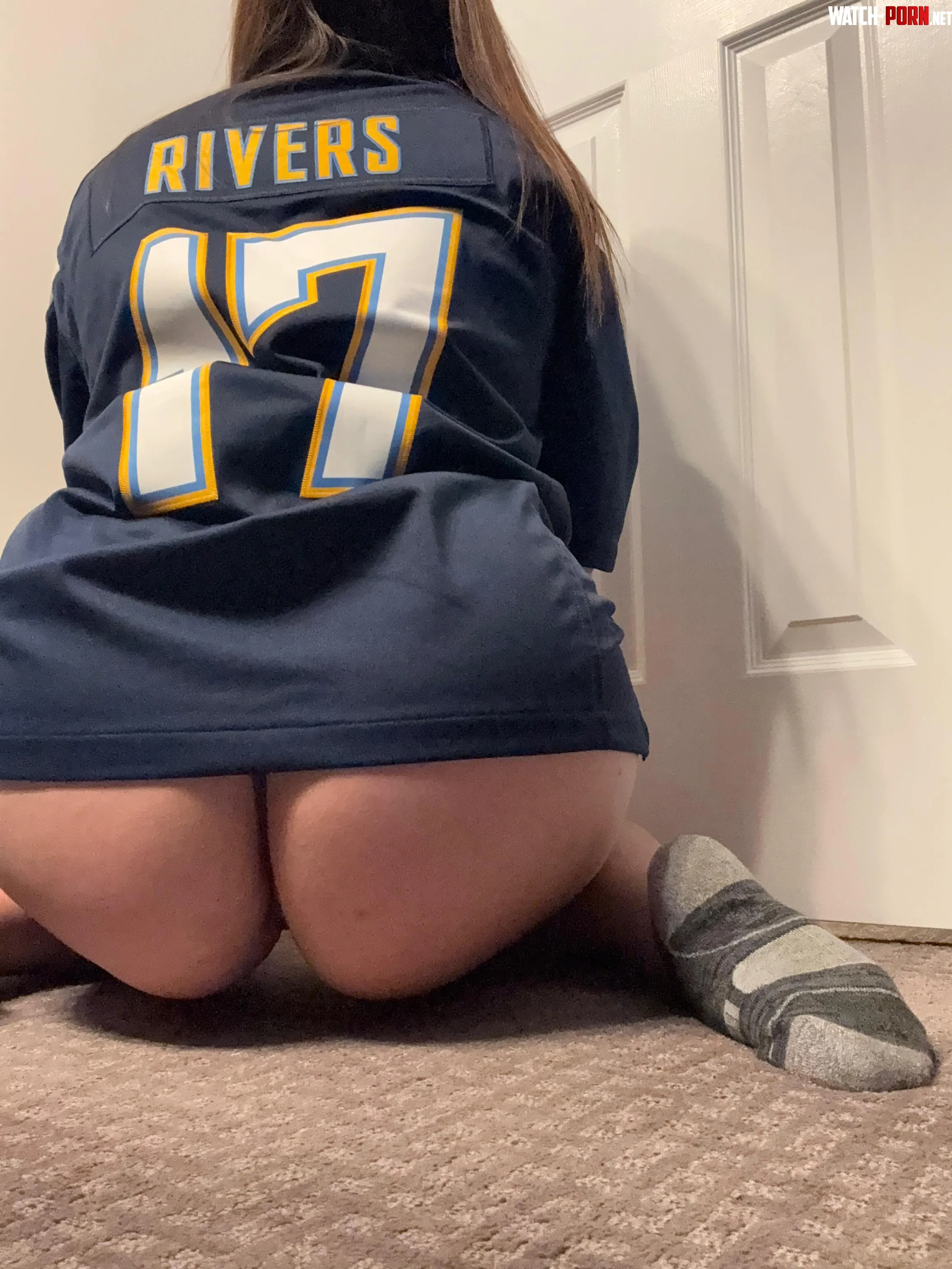 Enjoy your football Sunday by heavymachinerymilf