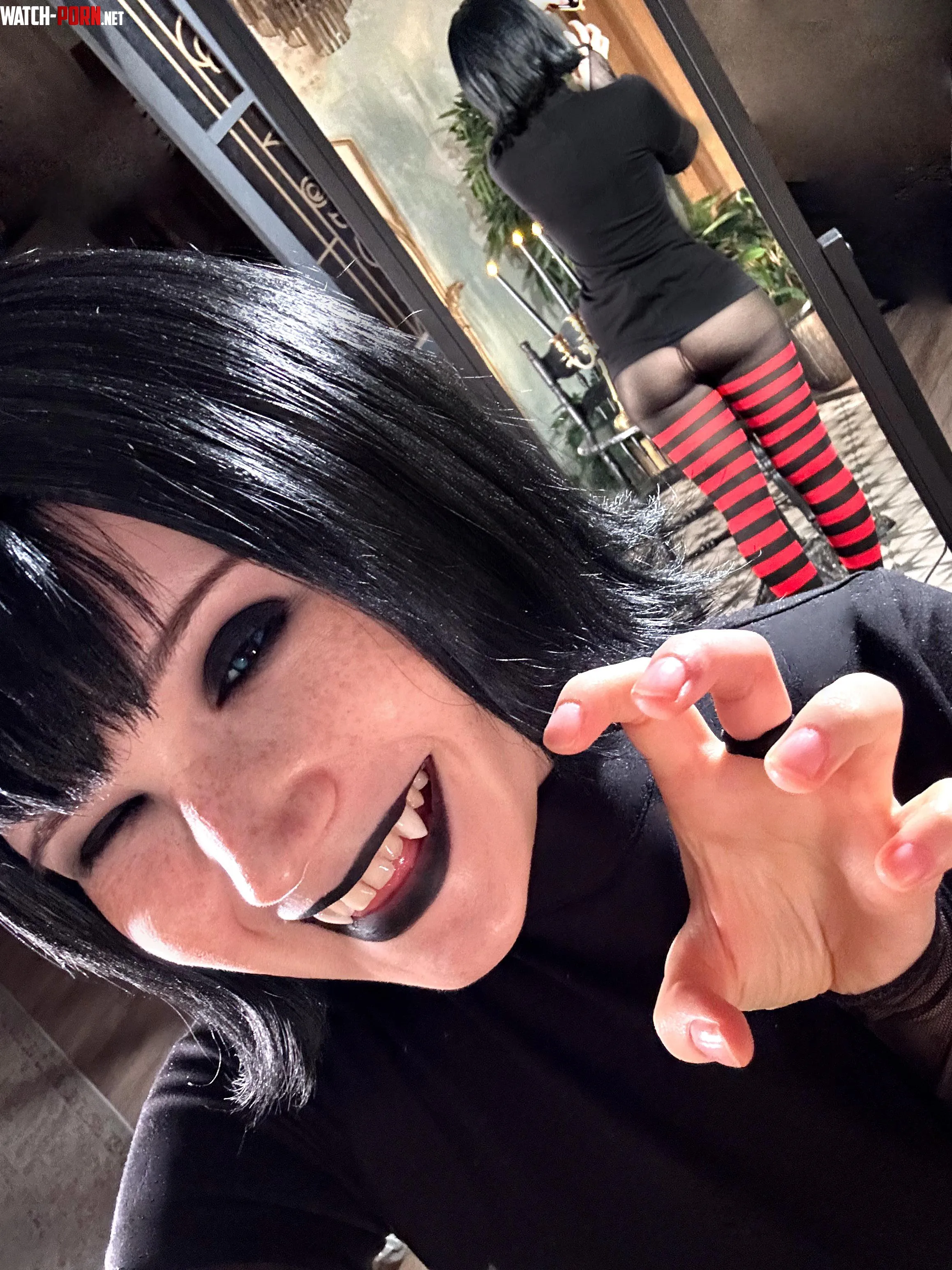 Mavis Dracula cosplay (Neyrodesu) by Neyrodesu