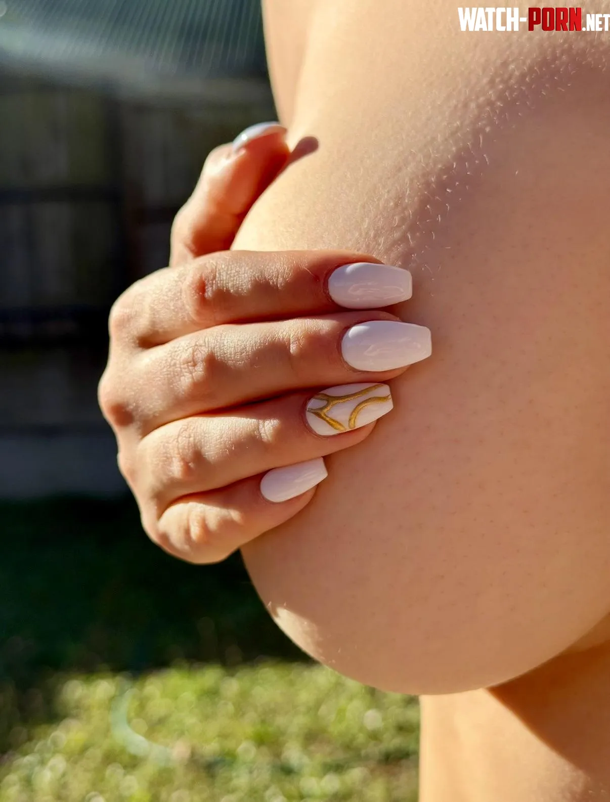 My hand bra barely fits... by MissZangzVIP