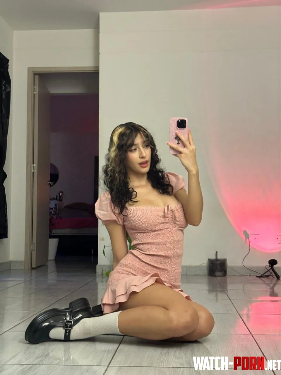 pulling off this pink number? by starlitcatnap