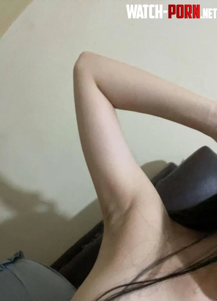 My armpits smell better than anything you’ve ever worshipped by StatisticianOk8742