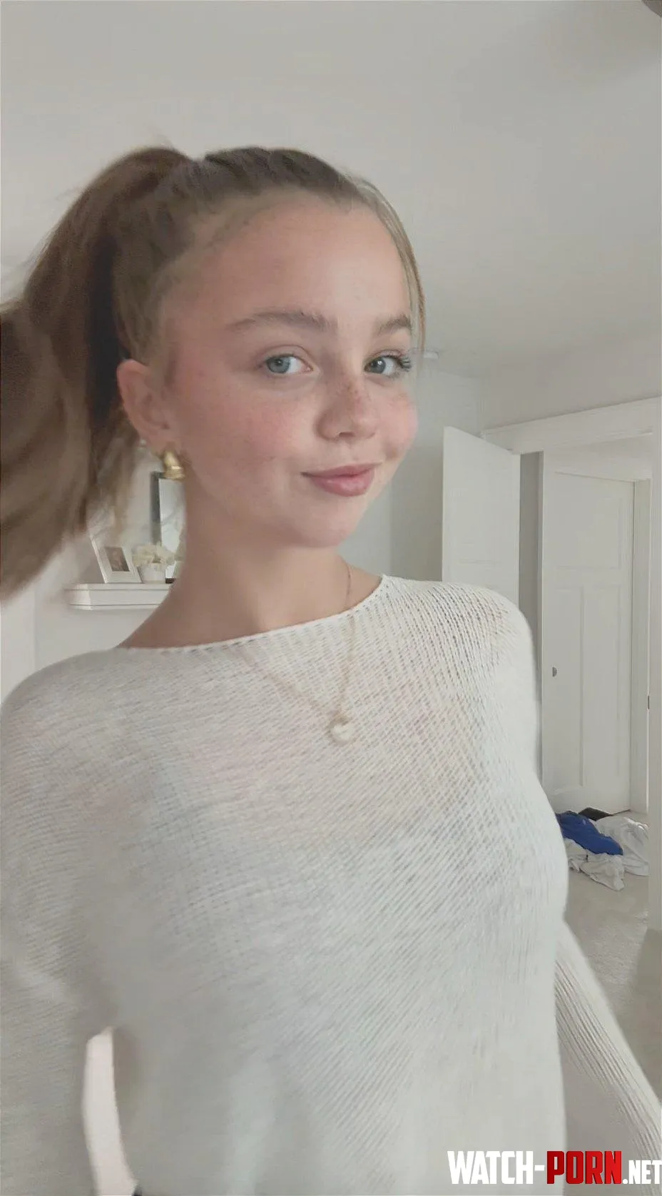 i’m so nervous posting here... but whisper smth sweet and i might share a lil secret xoxo by Einenschtein