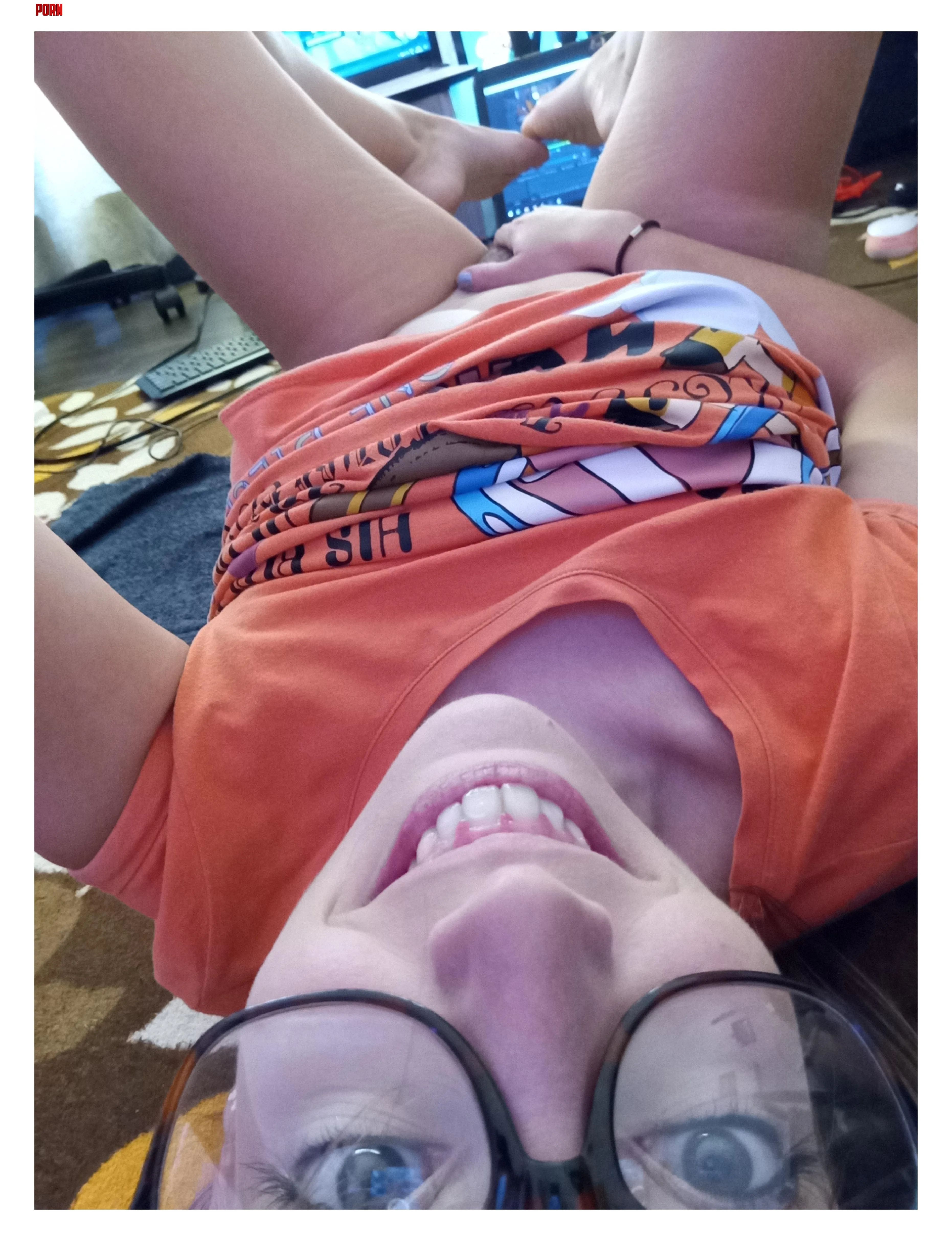 i need somebody to come and play with me. by amy__chan