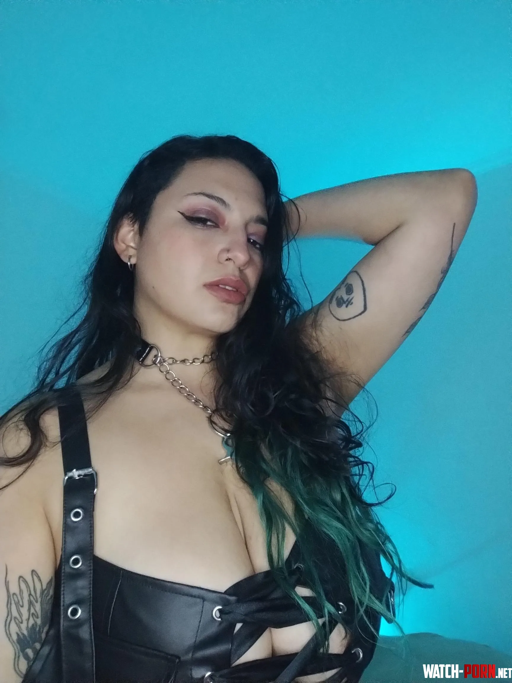 can you handle this pair in leather? by Vicky_YourNastyQueen