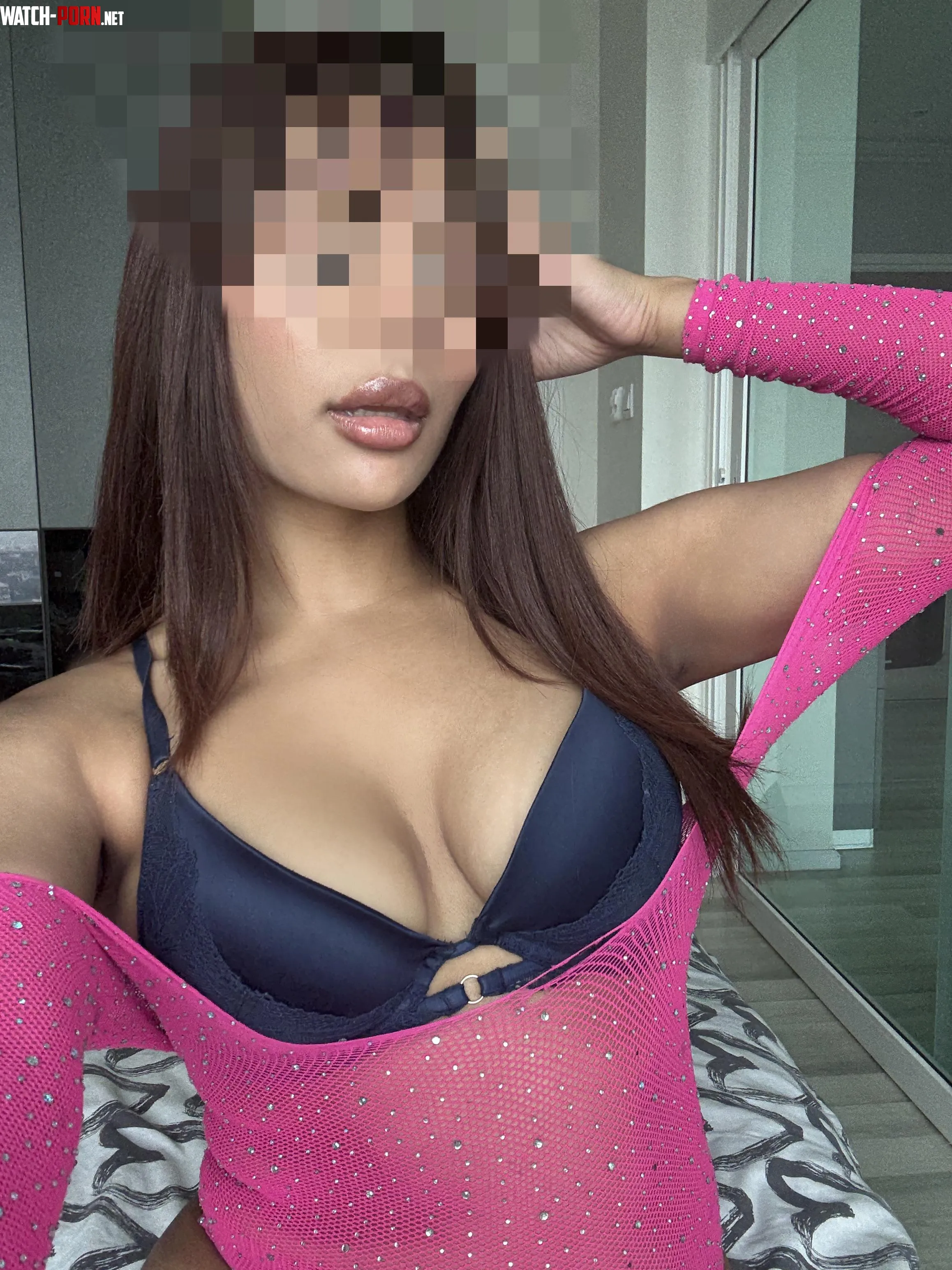 Here to ruin your NNN [F] by anjaliirosee