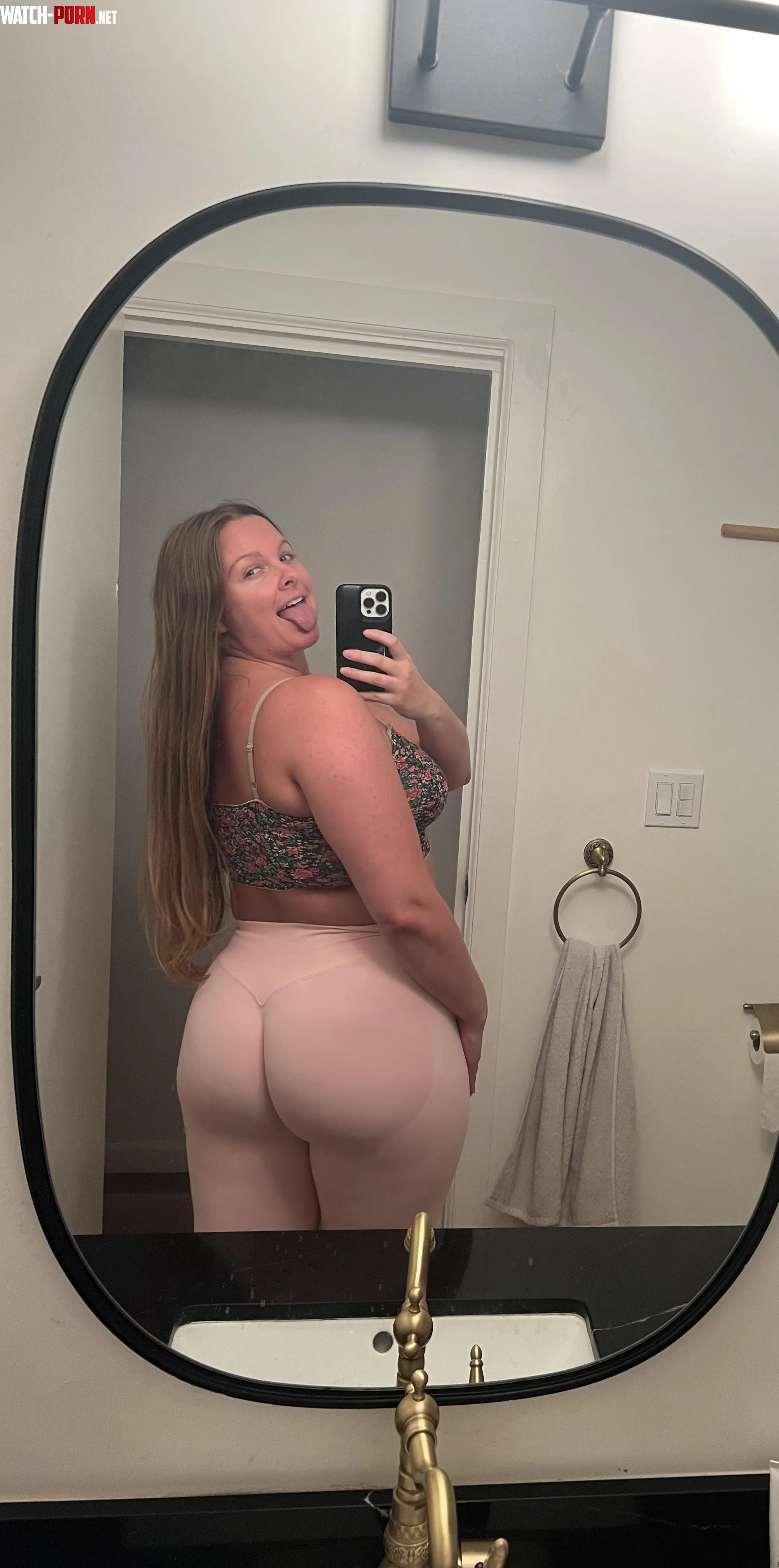 This is a full crack wedgie. It’s literally splitting my entire ass in half. by bigduchvip