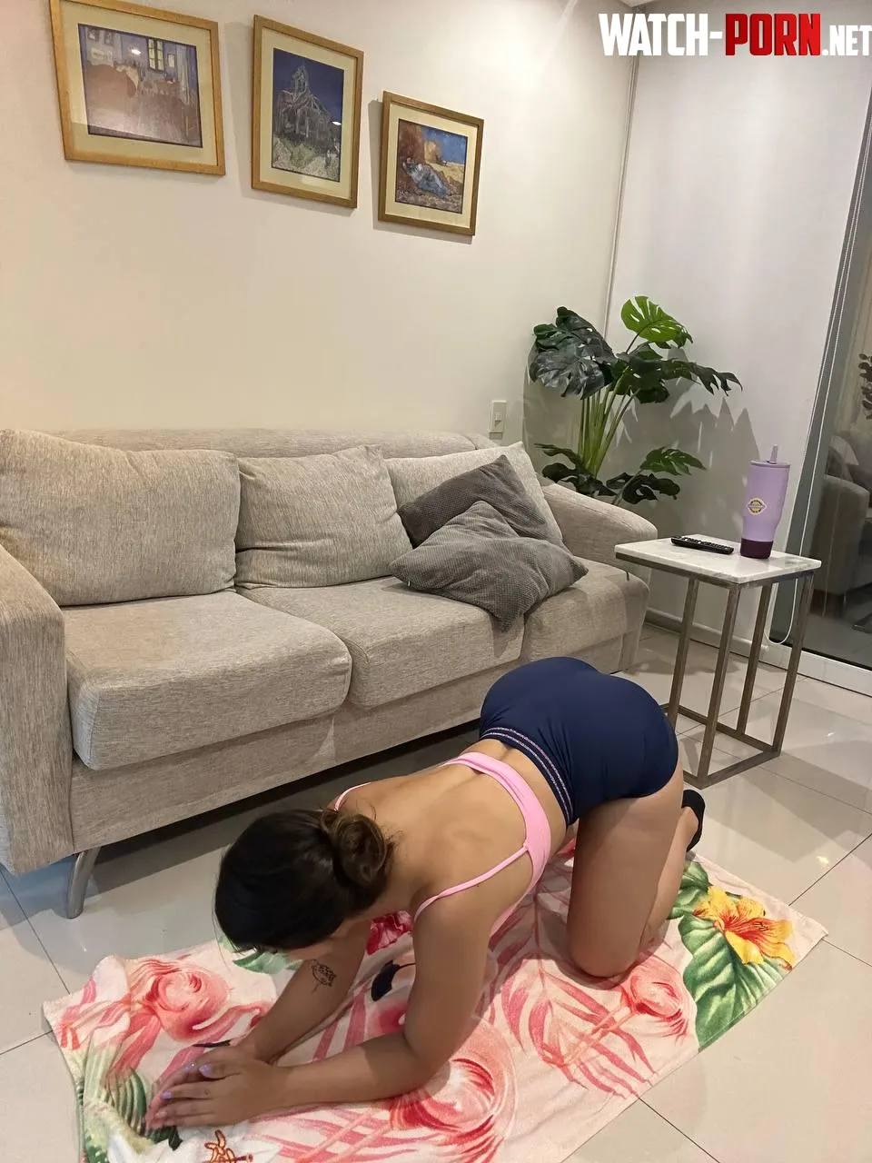 Working on my calisthenics by SoftnStacked