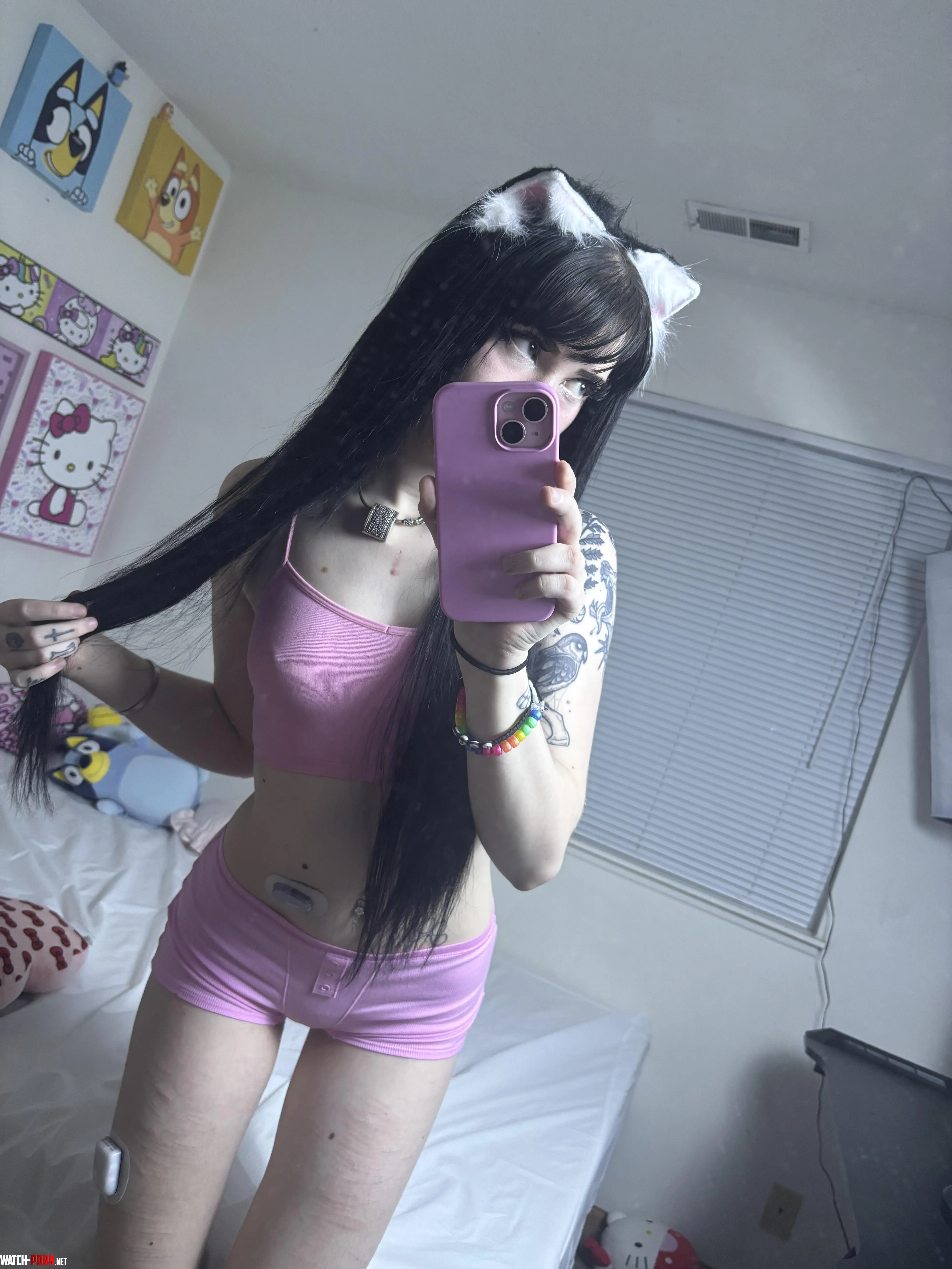 Who wants a personal cat girl :3 by puppi-kat