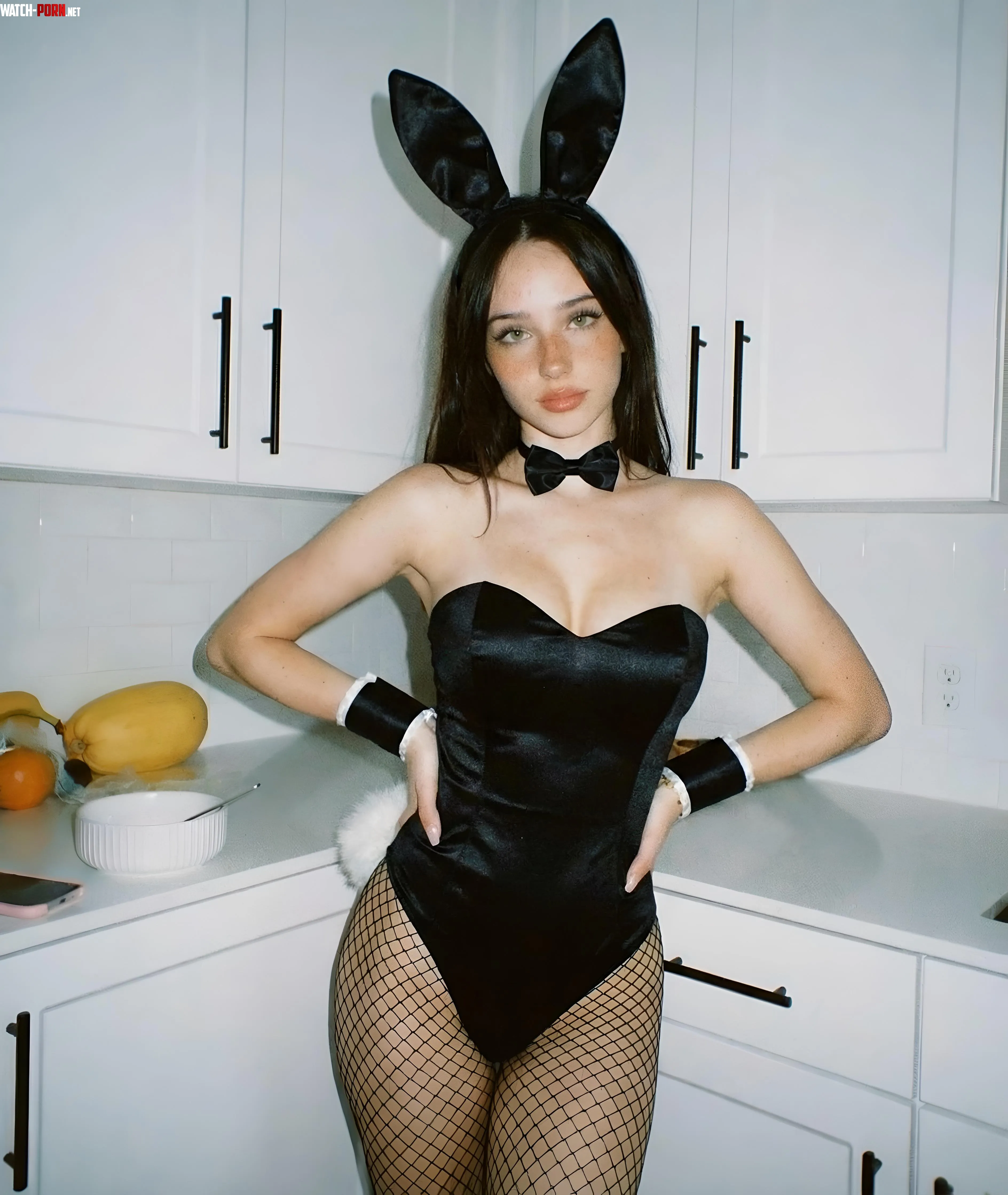 I’ll be a good bunny for daddy 🫣 by Bbyhana7