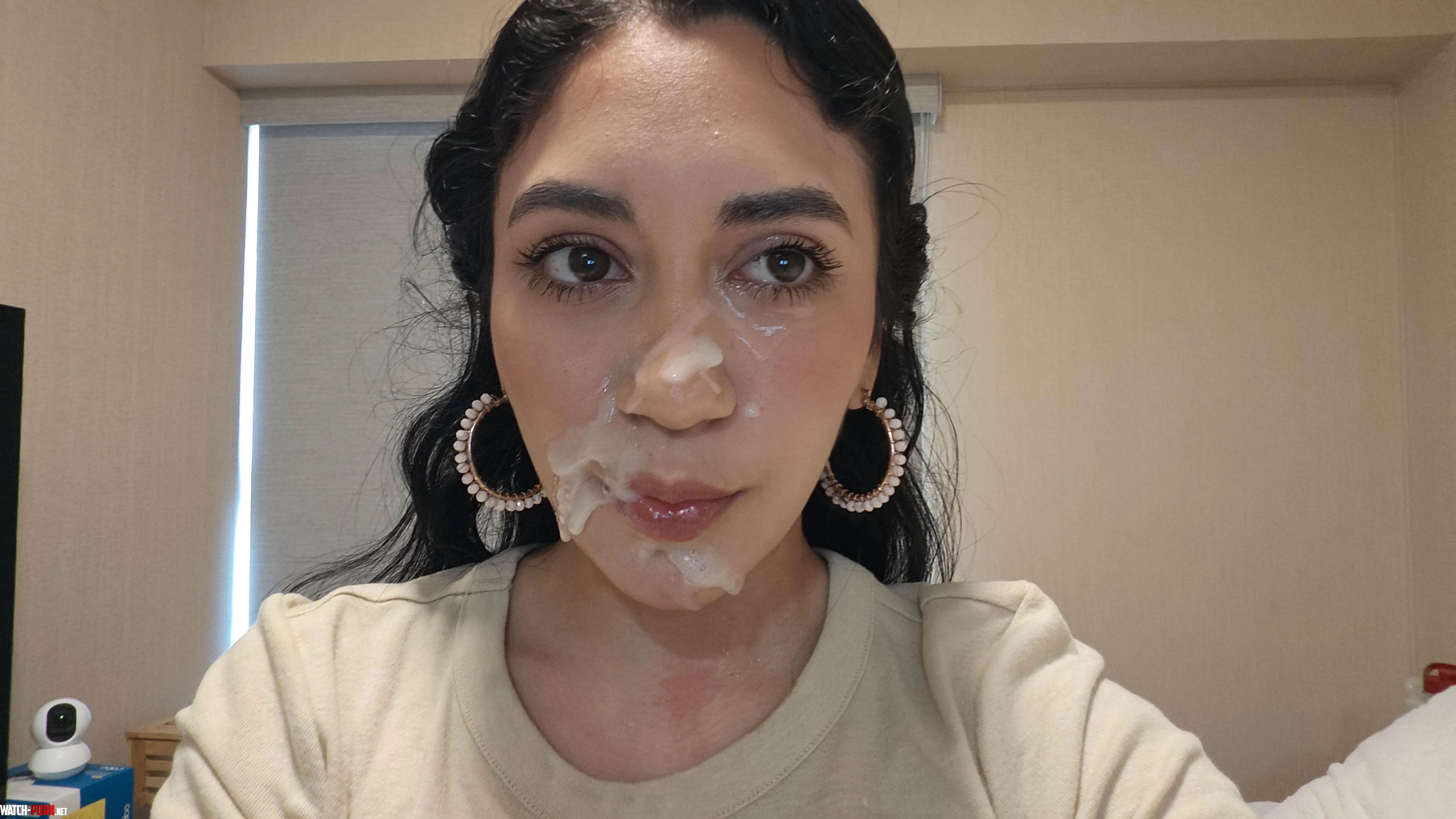 I love when is very white by ArtemisCarmona