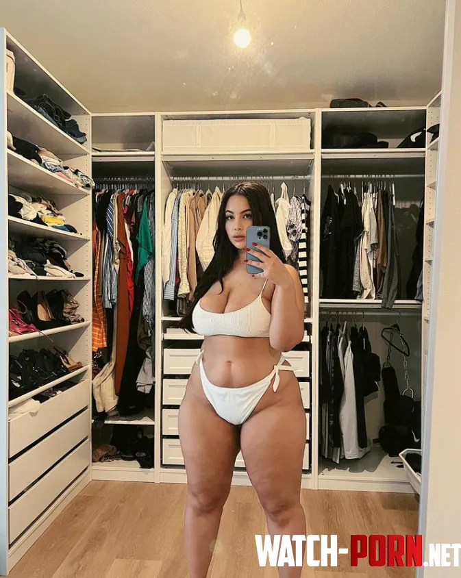 I might be a MILF but I still think I look pretty hot by MoroccanZina