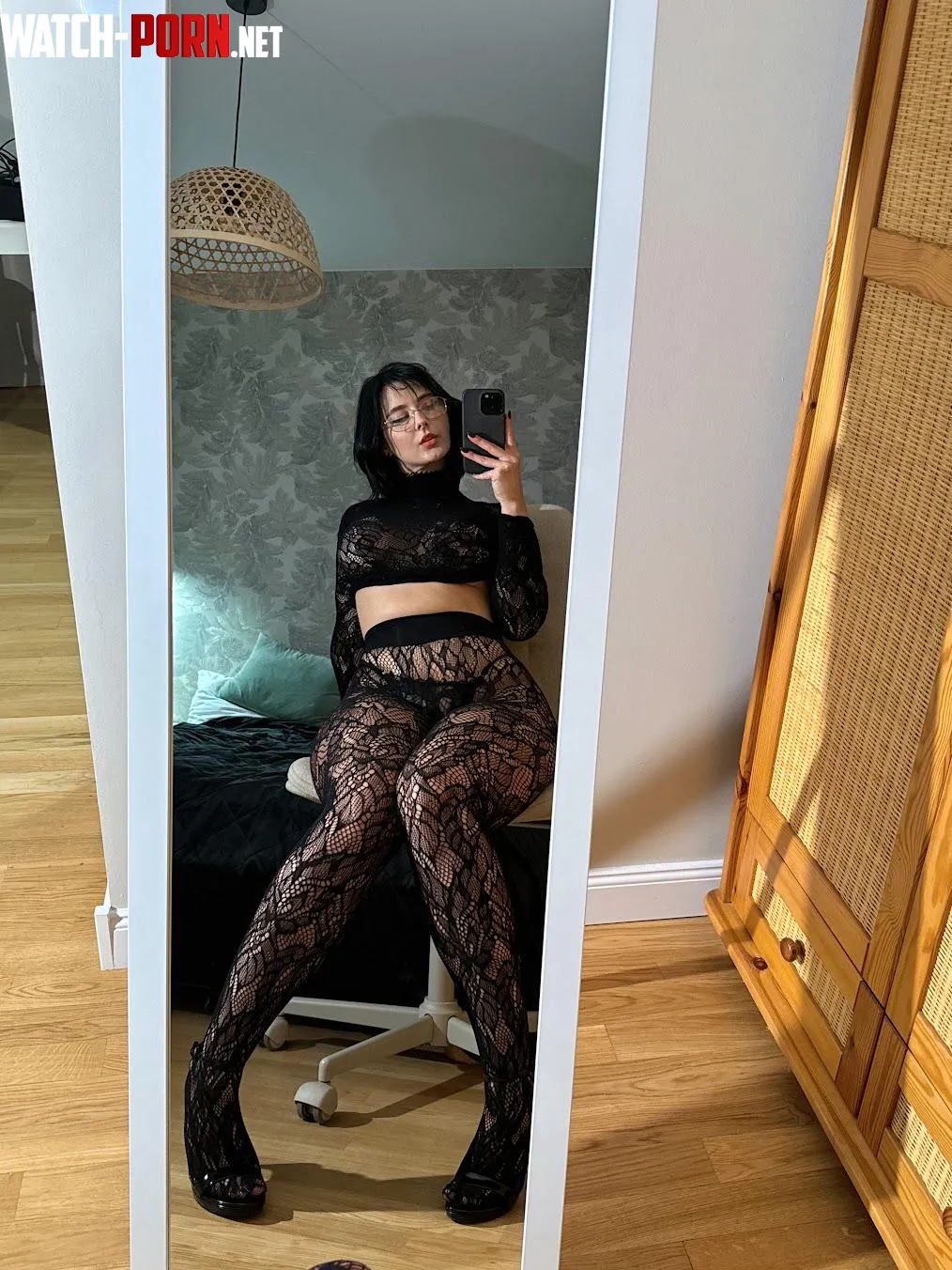 that's obvious that legs in tights are just better by mikomiaumiau