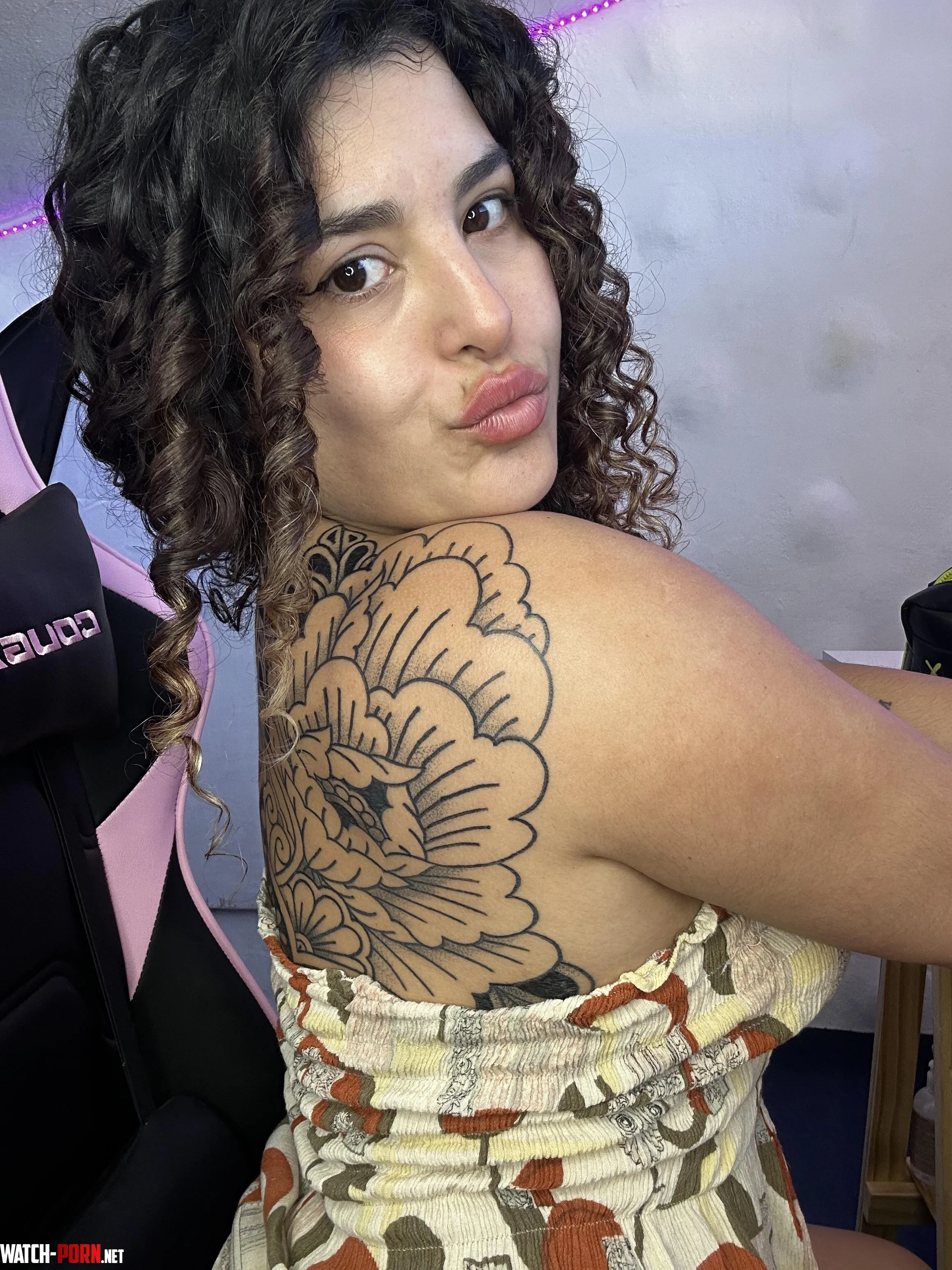 Which do you prefer: full lips or thin lips? by curlyydoll