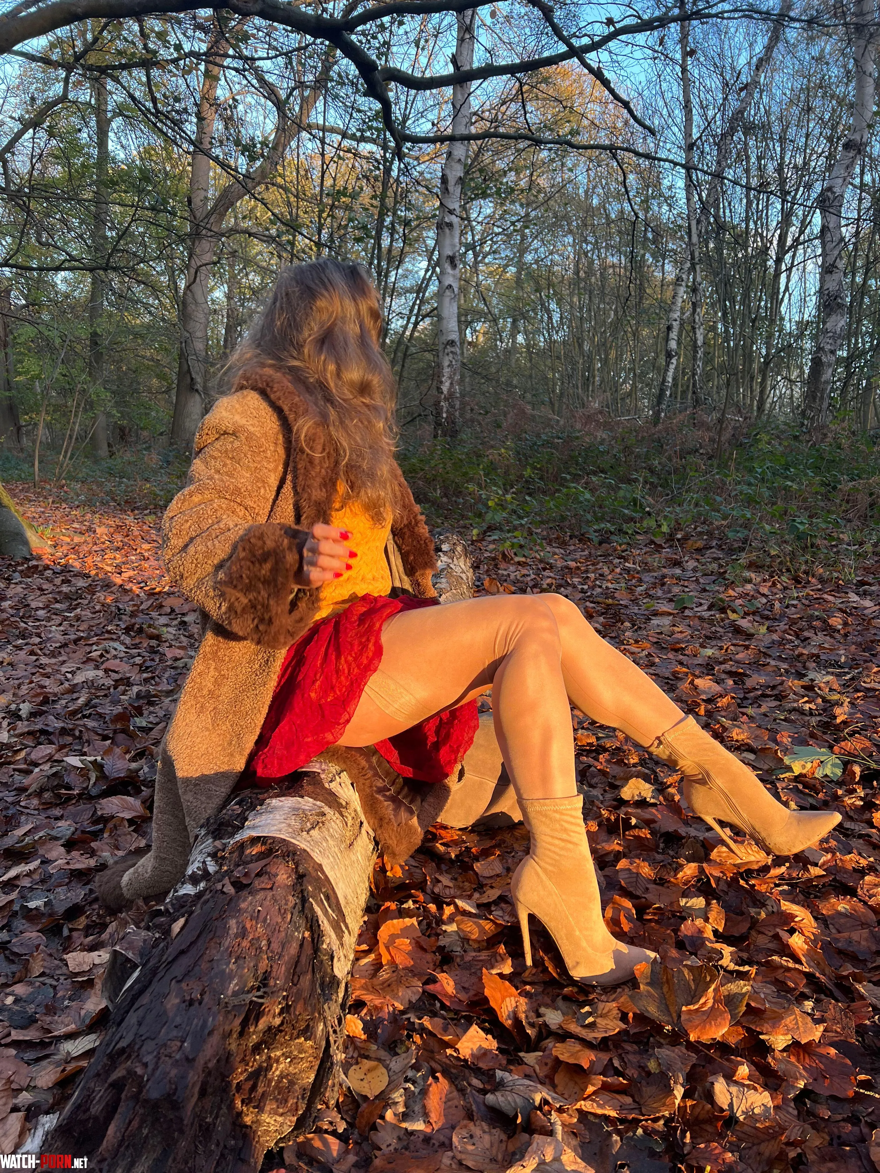 wrong kind of boots for the forest, but they are sexy, so..... by MalinaWhispers