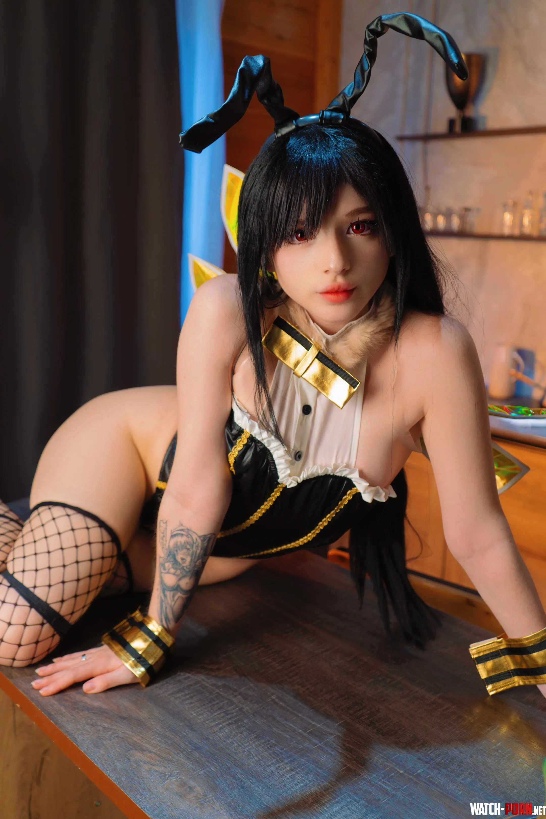 Tifa Honey Bee cosplay (puddingu_desu) by airinyan