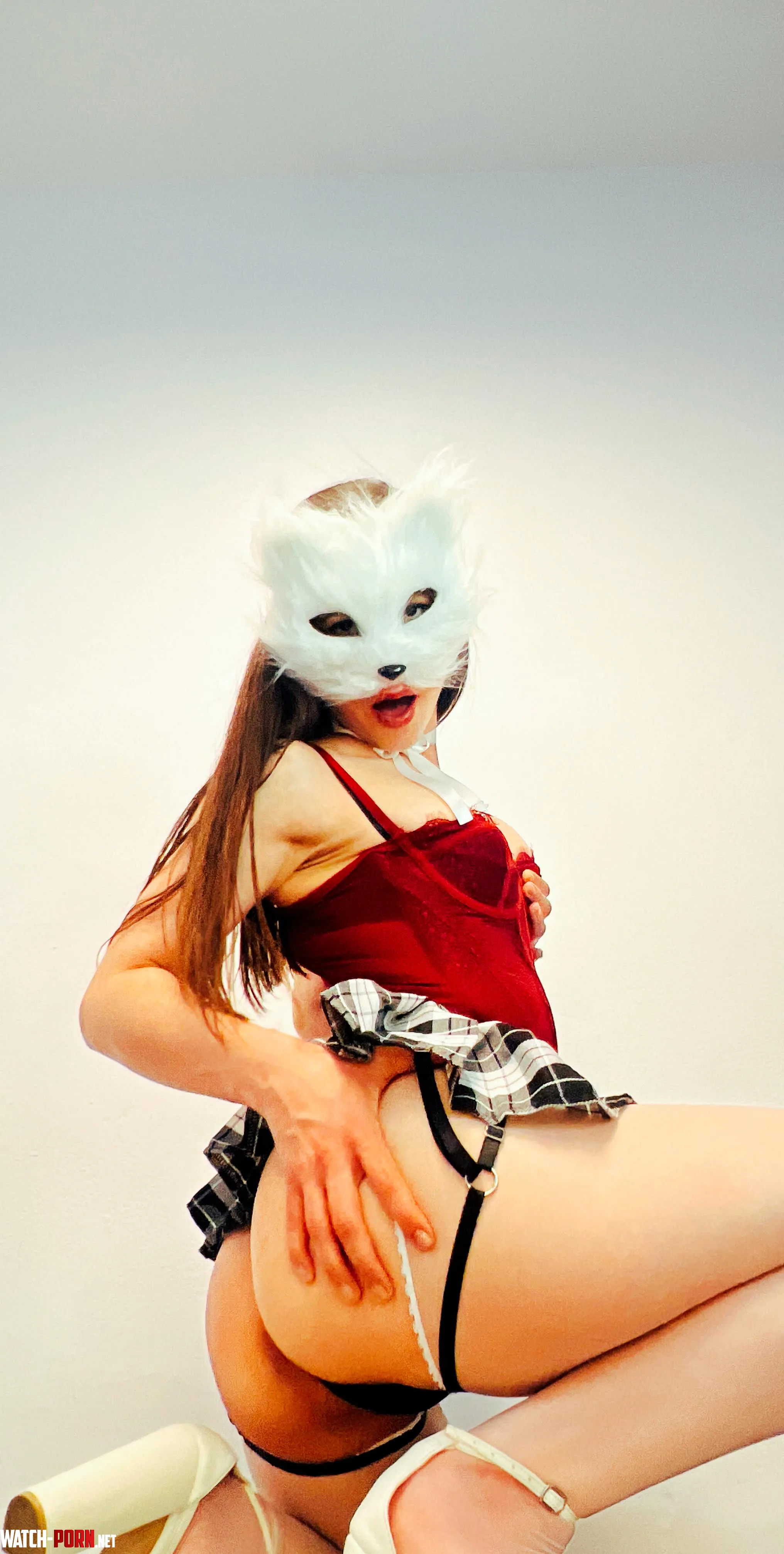 The lingerie is red… but the intention is much darker.
Can you feel it? by Dravenalux