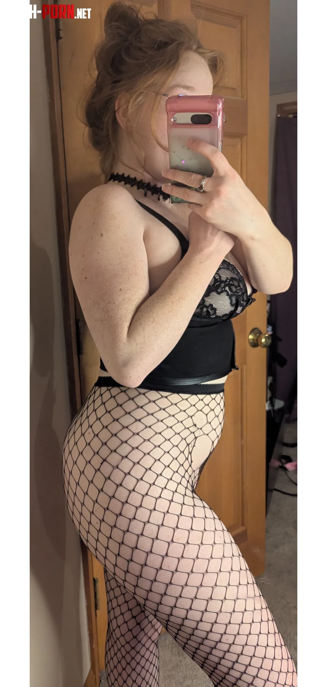 Can't go wrong with a choker and fishnets by SweetRedRuby_