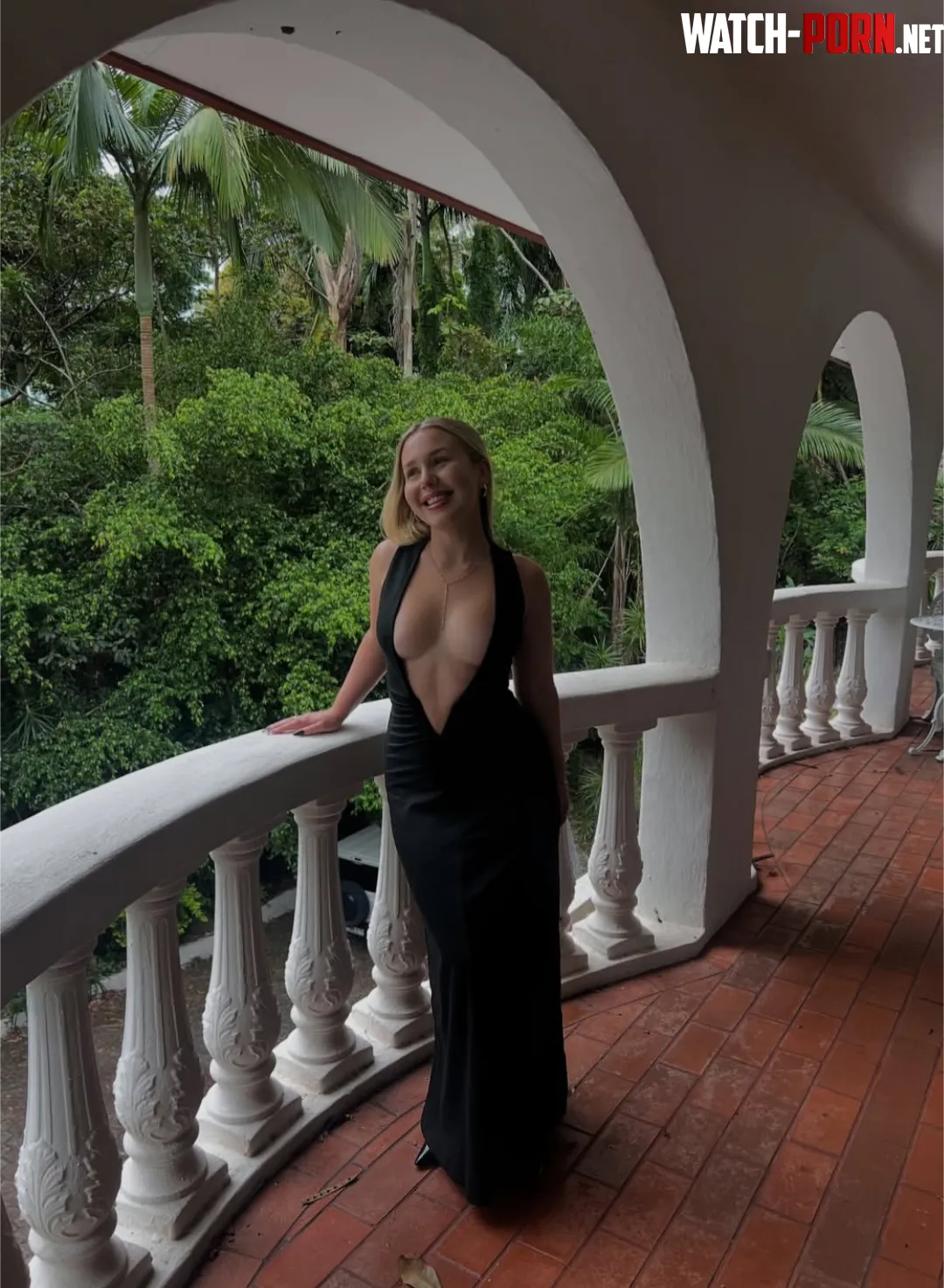 Showing some skin by agrowander16