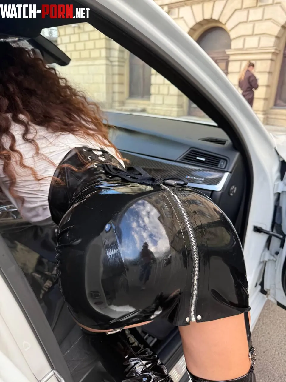 So tight latex skirt for office by s_mistress