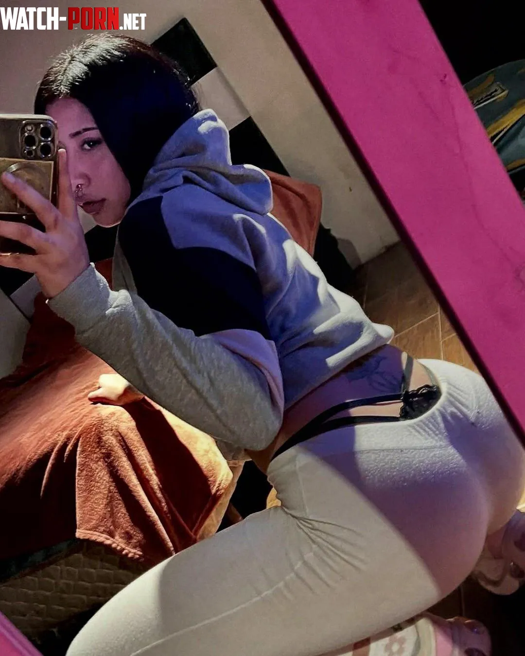 bored and wet, we can film together by TrainingEffective190