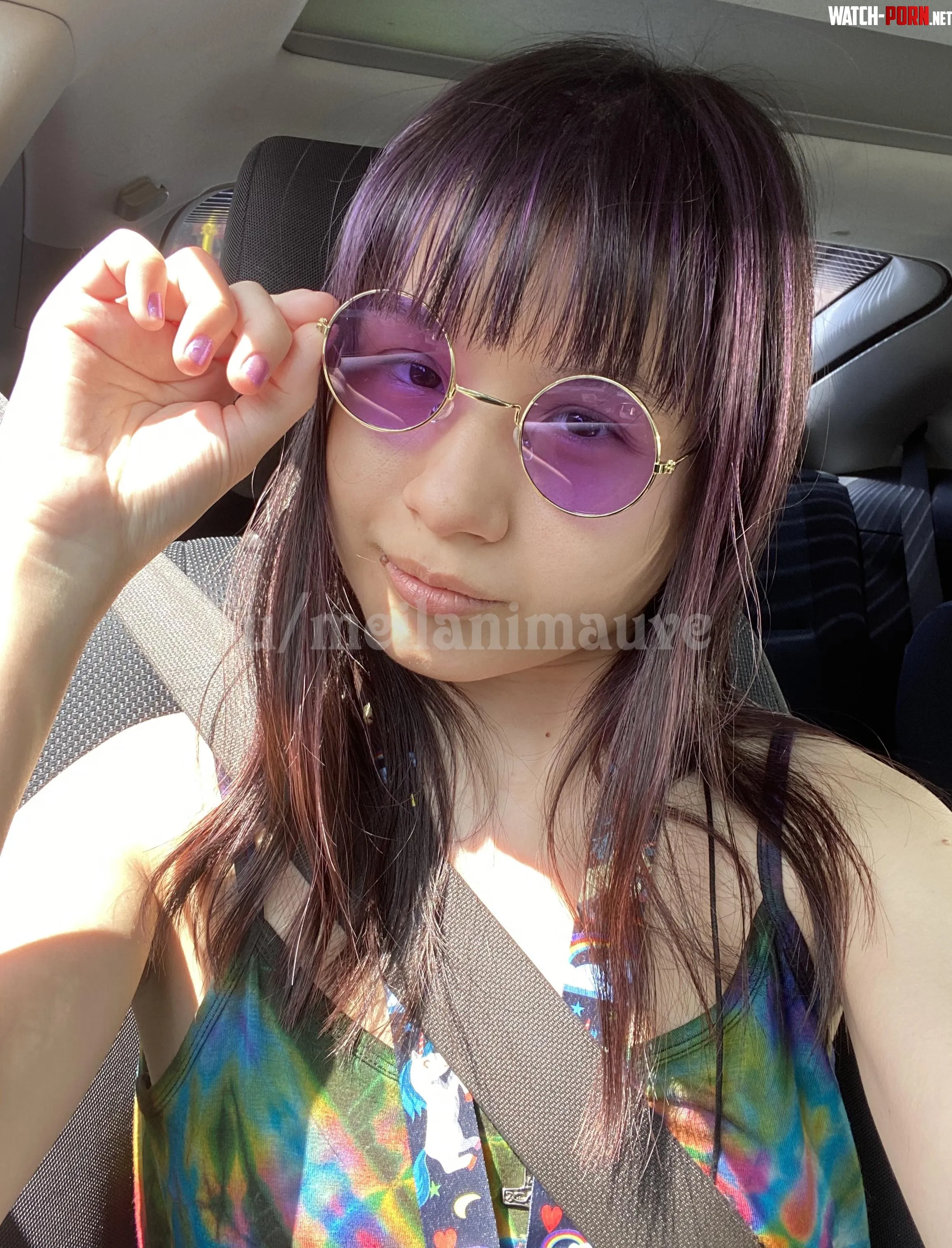 Car selfie by meilanimauve