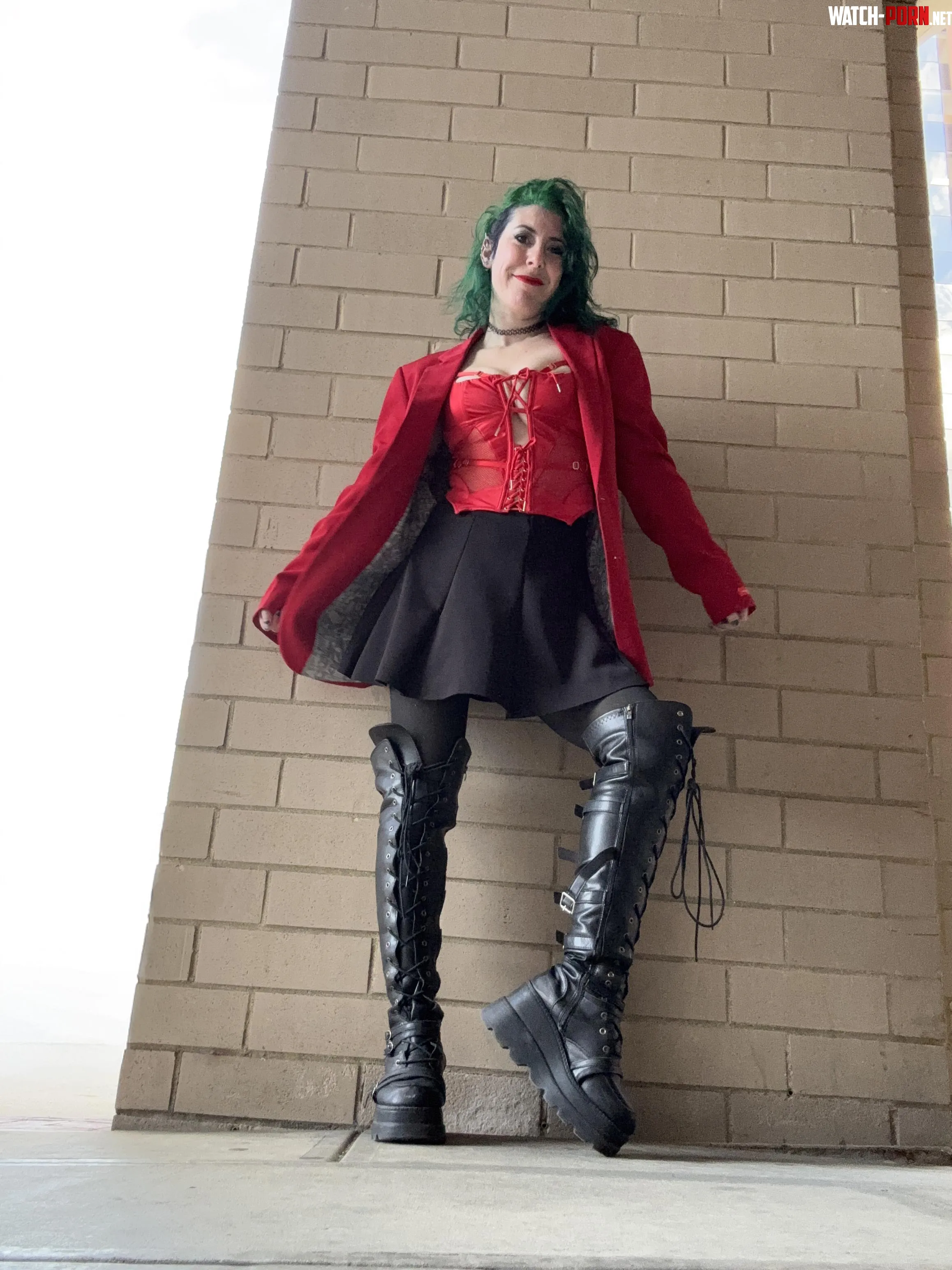 Thigh high and leather together is perfect by sirenskiss3