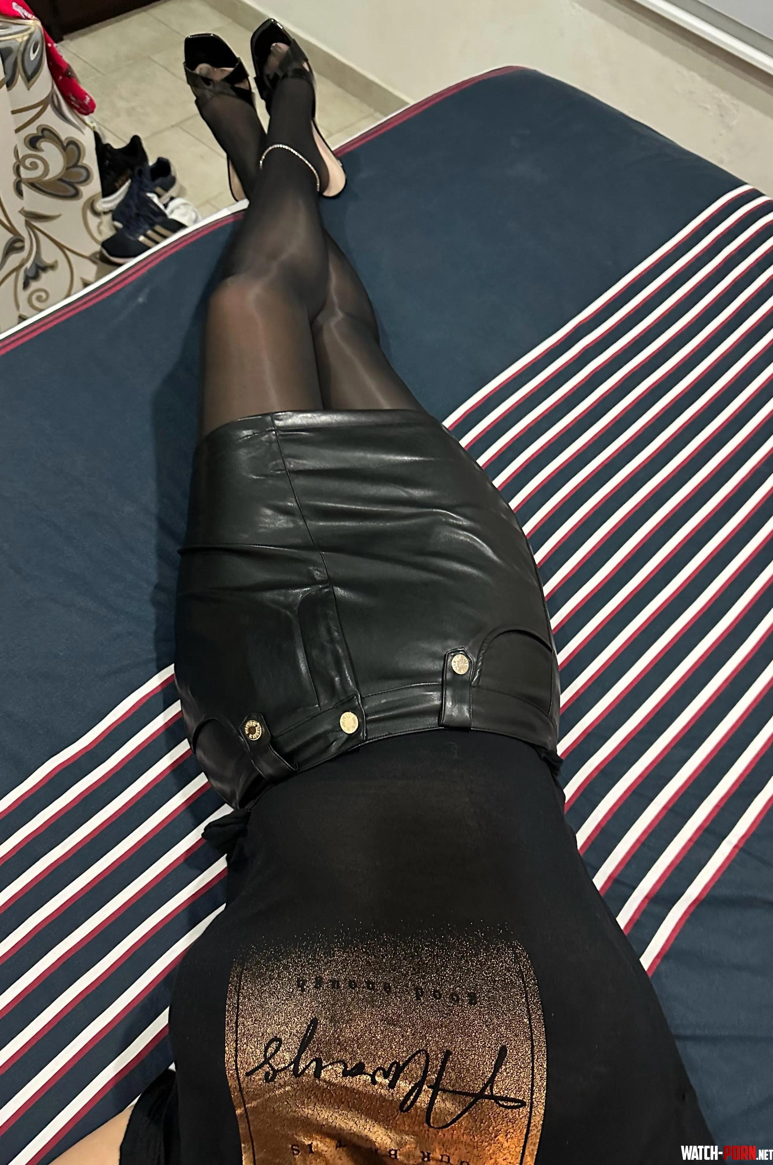 Leather is so sexy by footysh