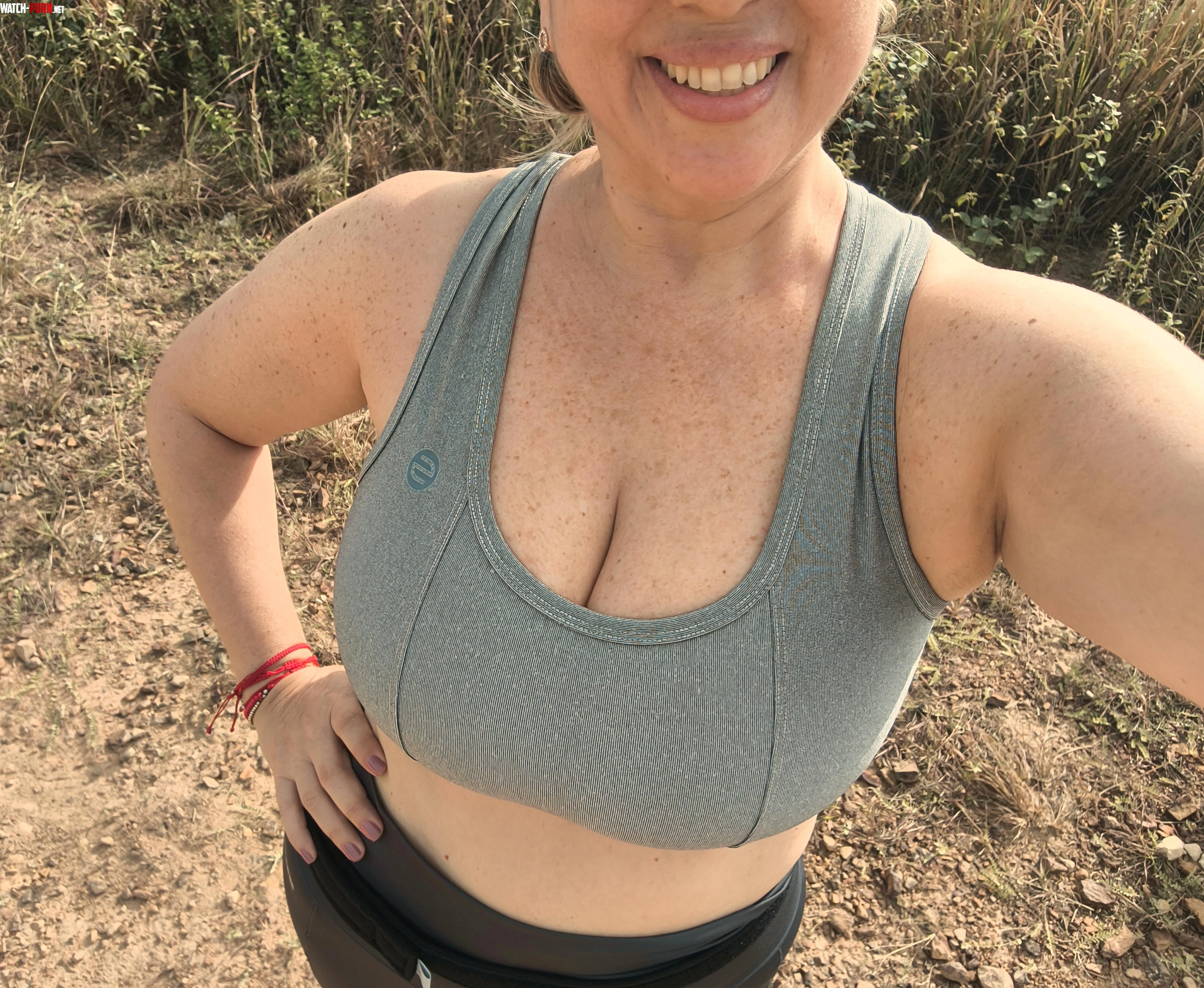 If you’re into soft Latina curves, you already won me over by sarahmoom