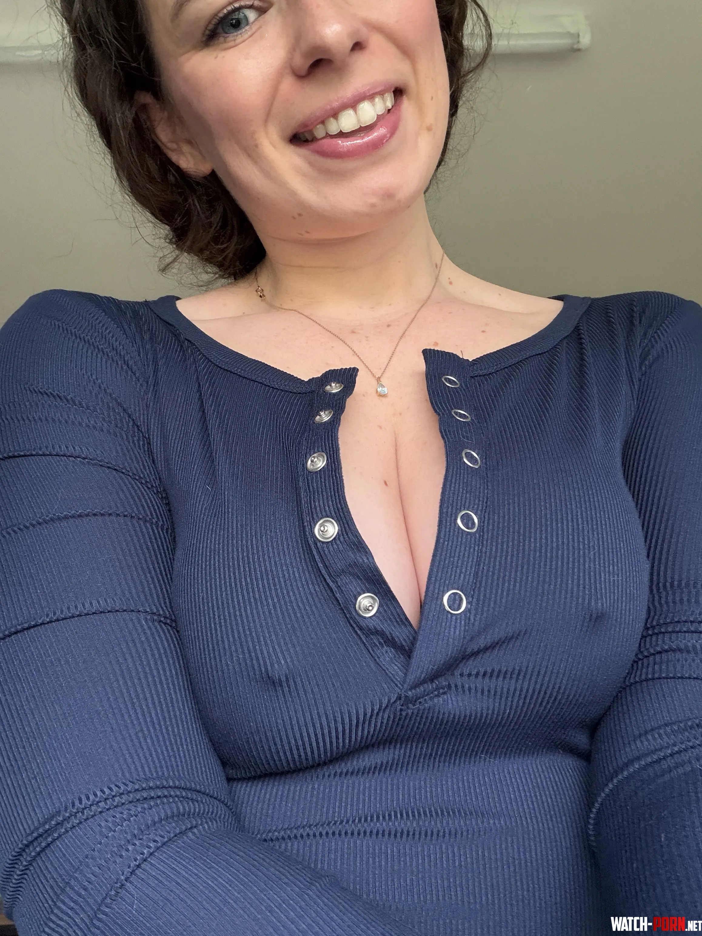 every top is peak when worn braless, no cap by sunnylinabae