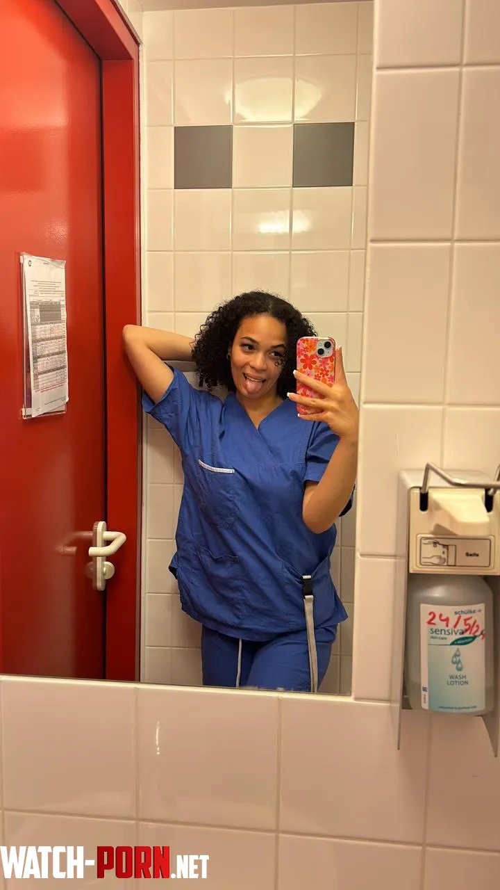 White (Germany) x Black (Nigeria) by EmilyNurse