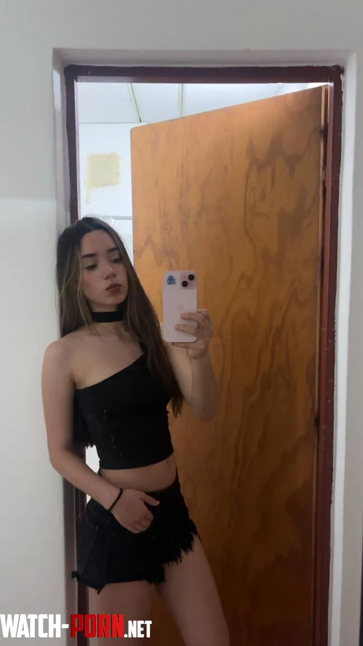 18f is 5'2 perfect height? by Sloane_Doodle72