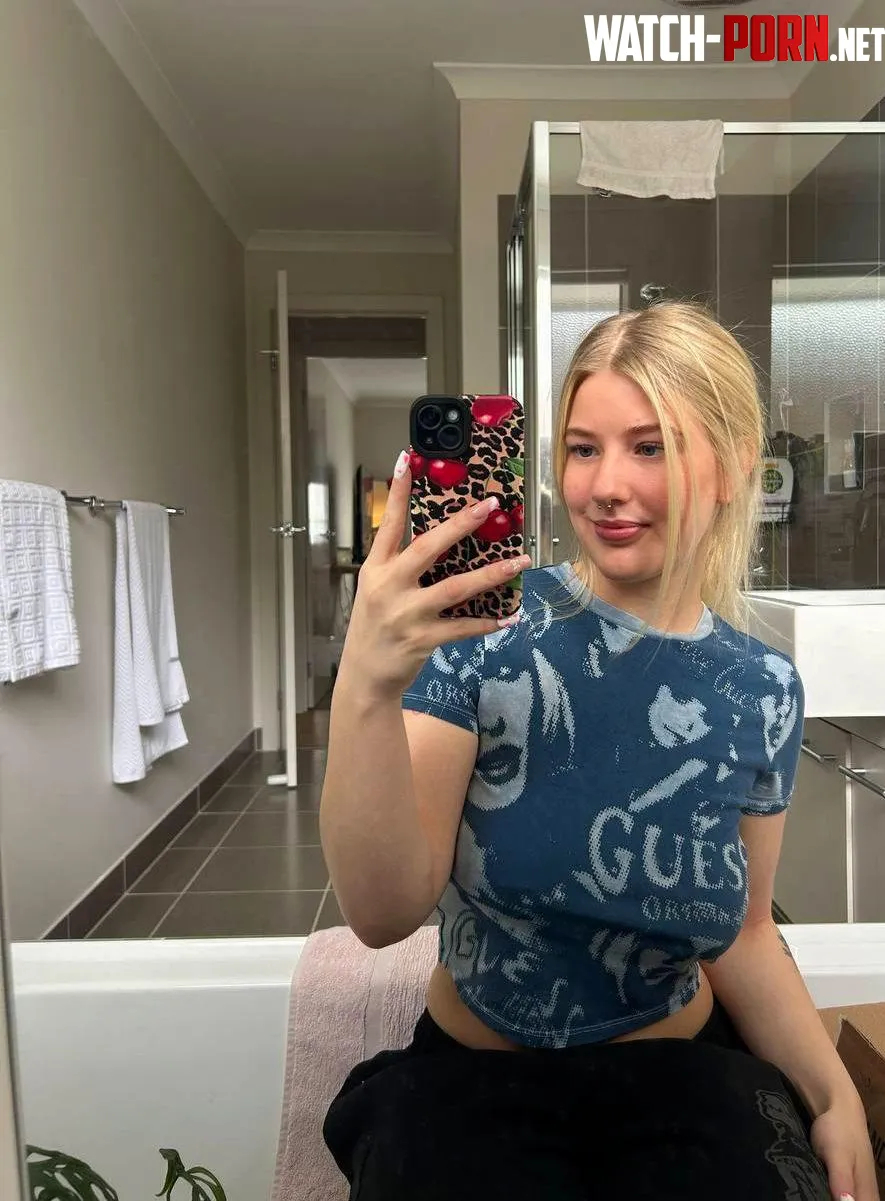 subtle tease energy by innocentshaelah