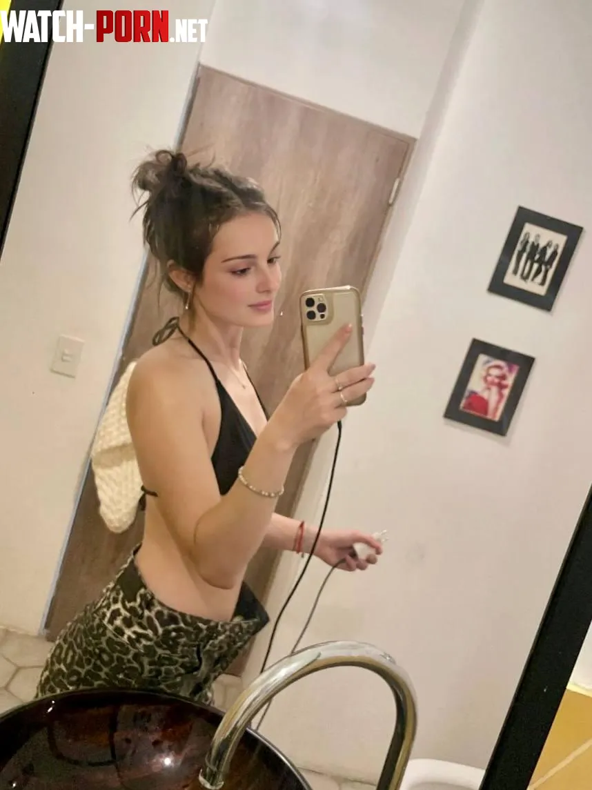 Feeling gorgeous tonight by Boohoneyy