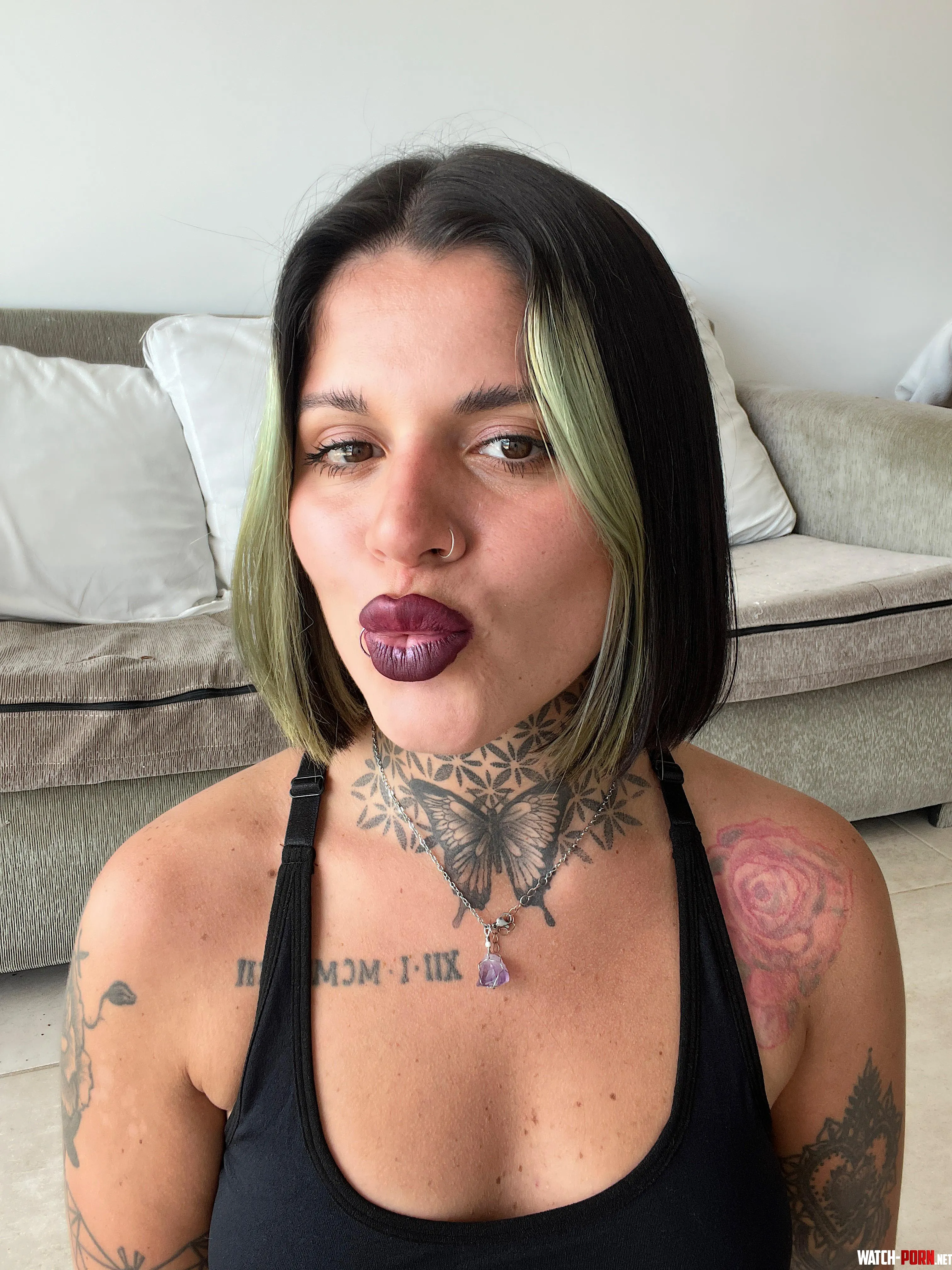 There are fetishes that begin by looking at a mouth. by girlytattoo