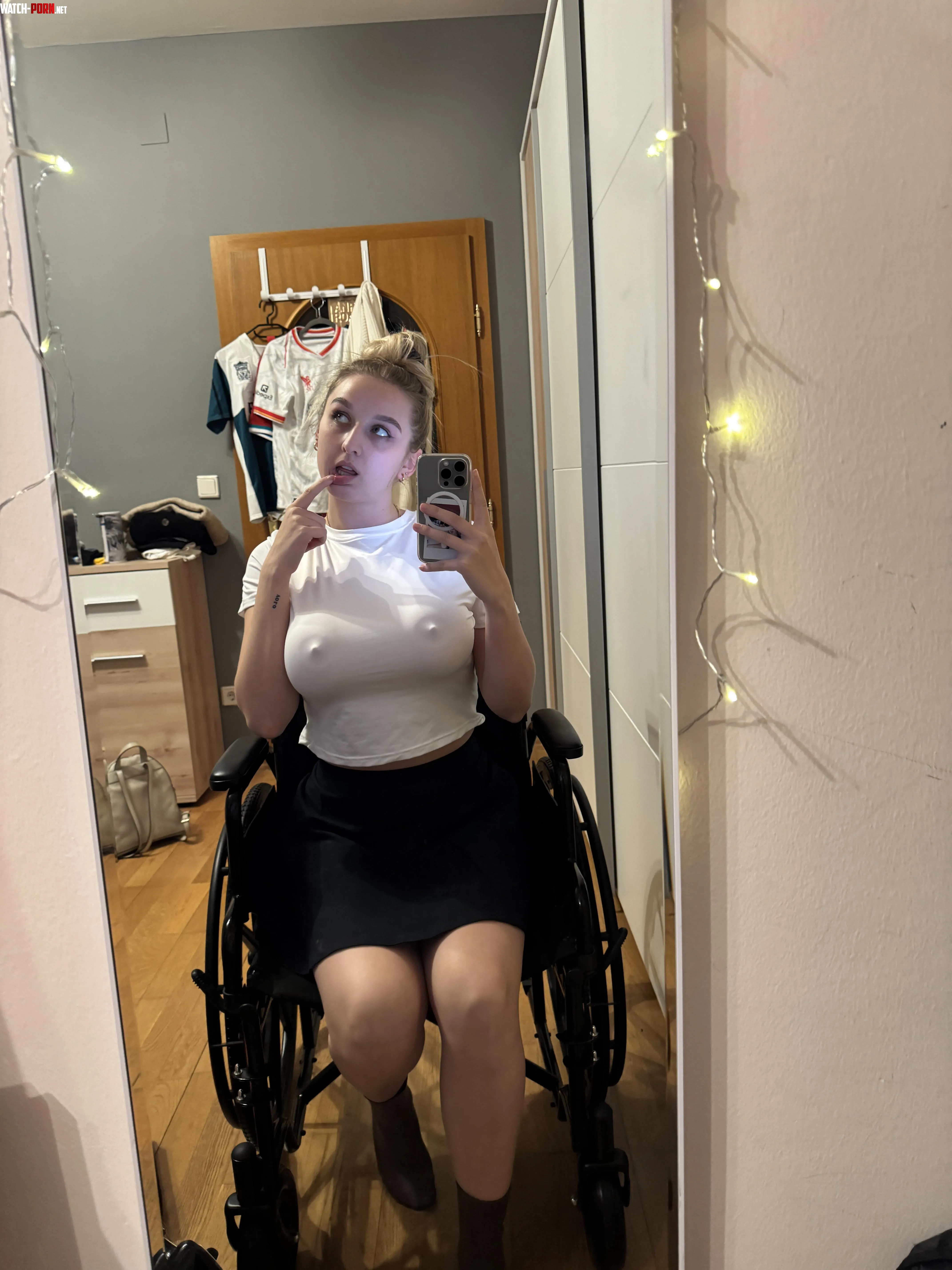 do i look sexy by foxielovelyredxo