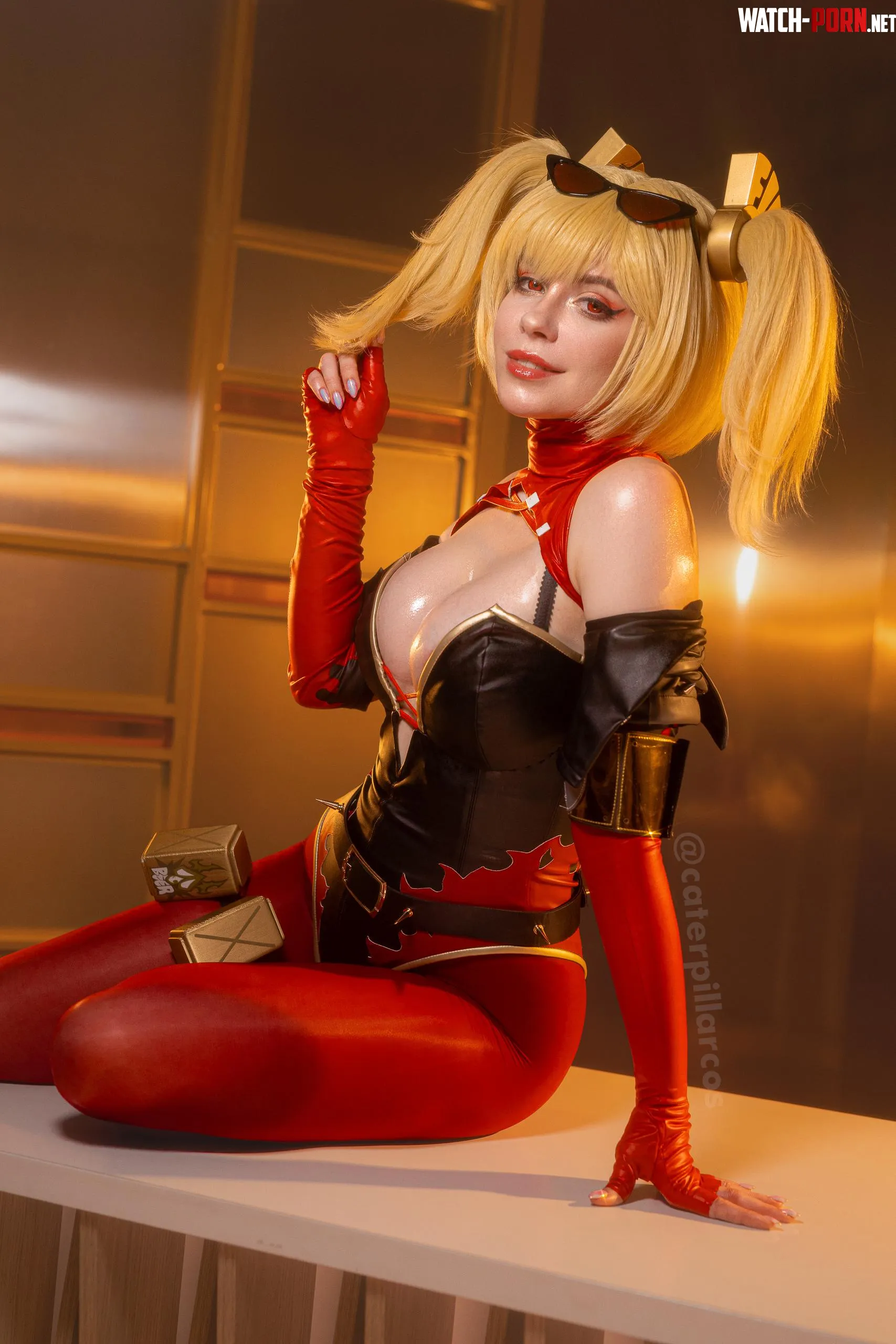 Burnice cosplay by Caterpillarcosplay by CaterpillarCosplay