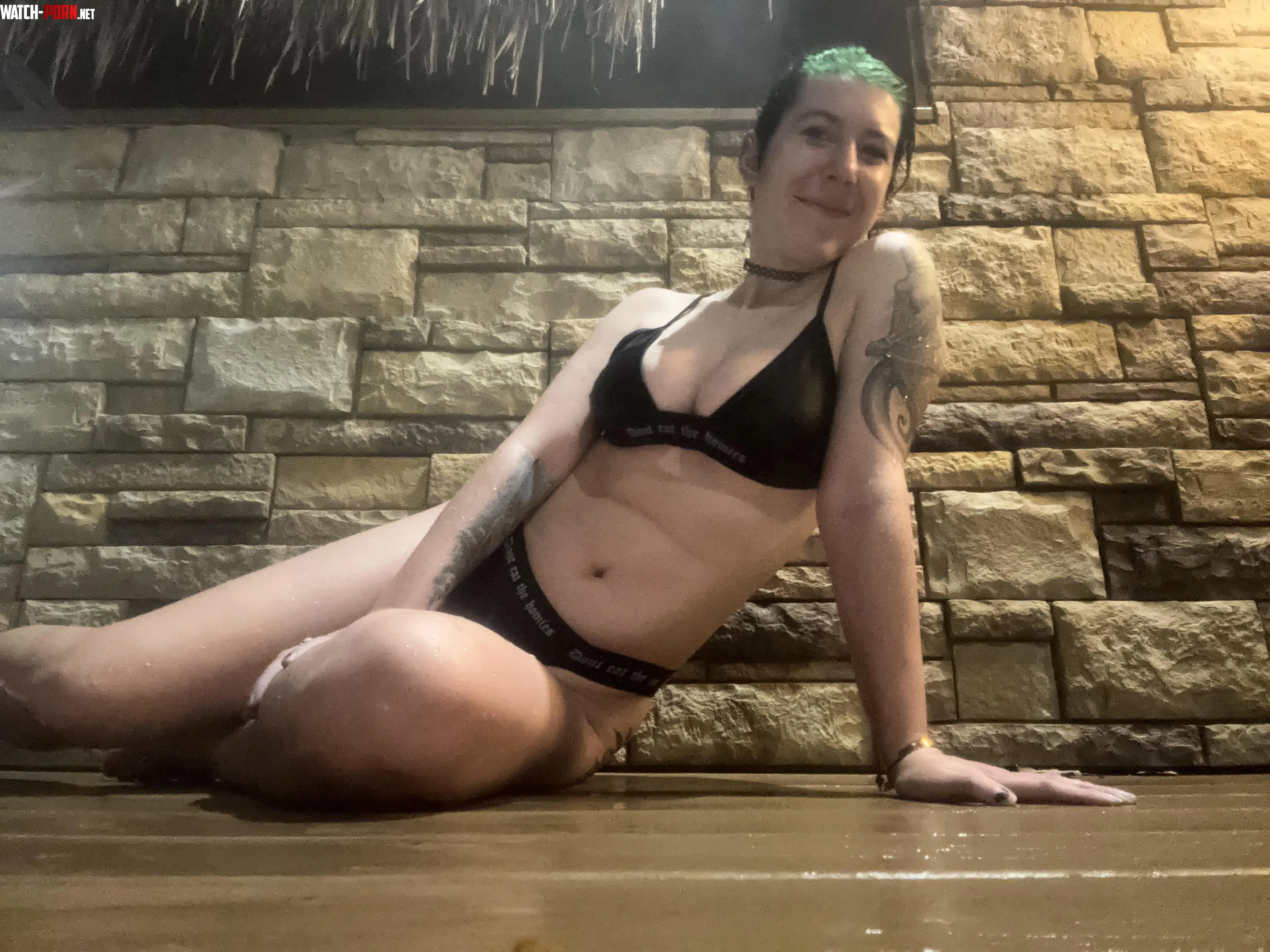 Need help warming up out here by sirenskiss3