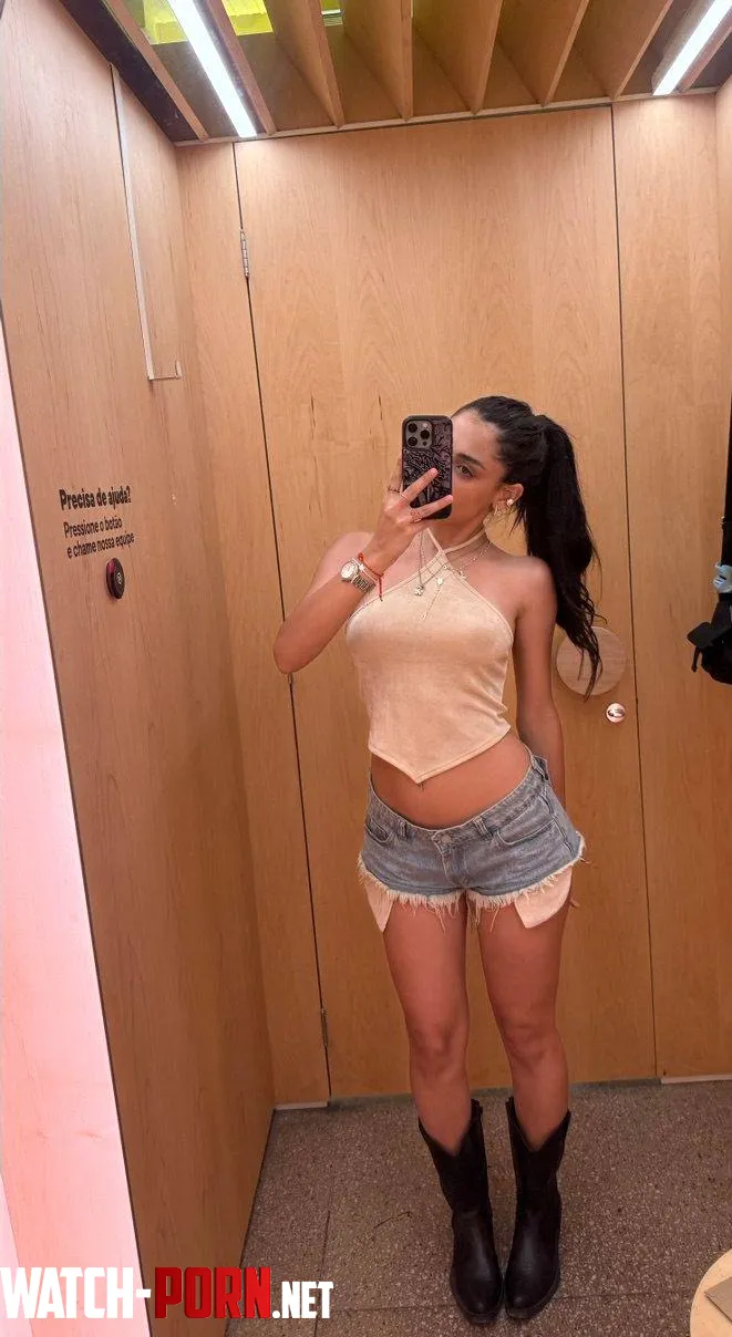 cozy but noticeable by CrystalRoseKisses