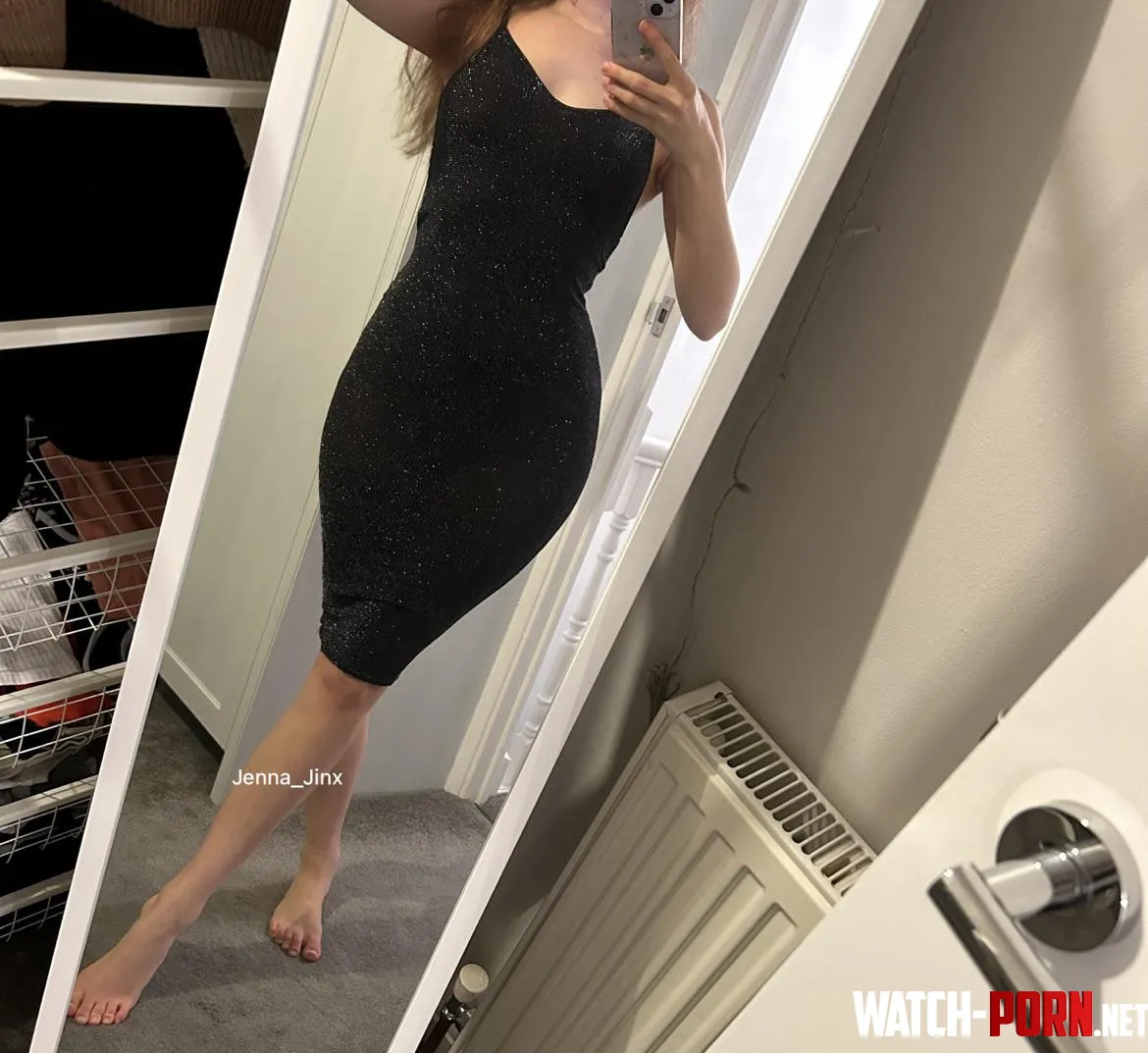 My sexy black dress by jenna_jinx