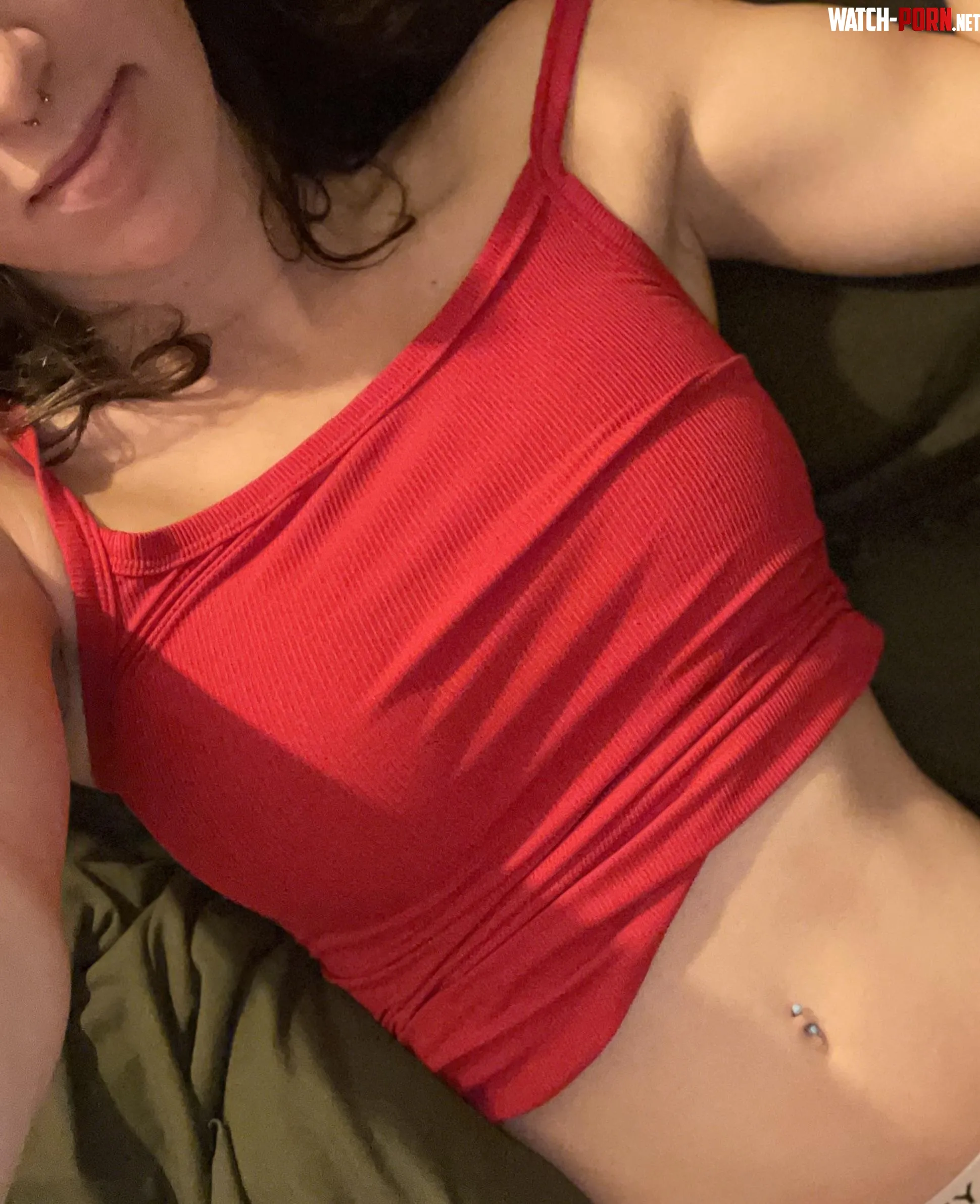 Needing to take my tank top off by silkandlace69