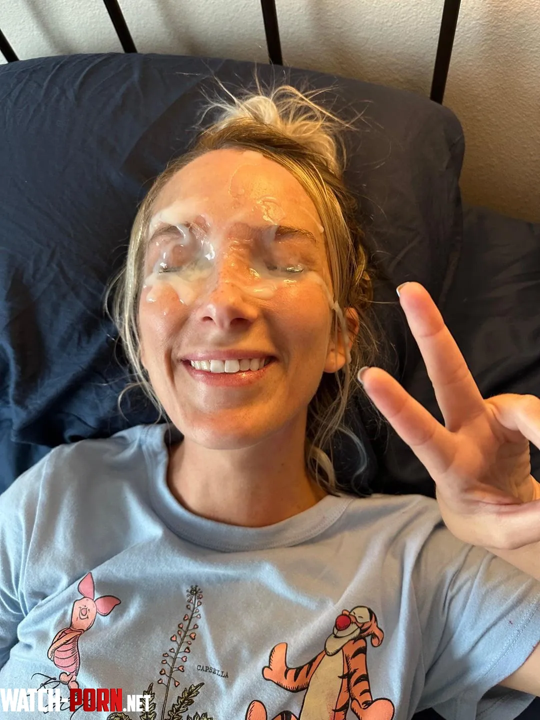 a blindfold made of cum [photo] by thegoonieisback