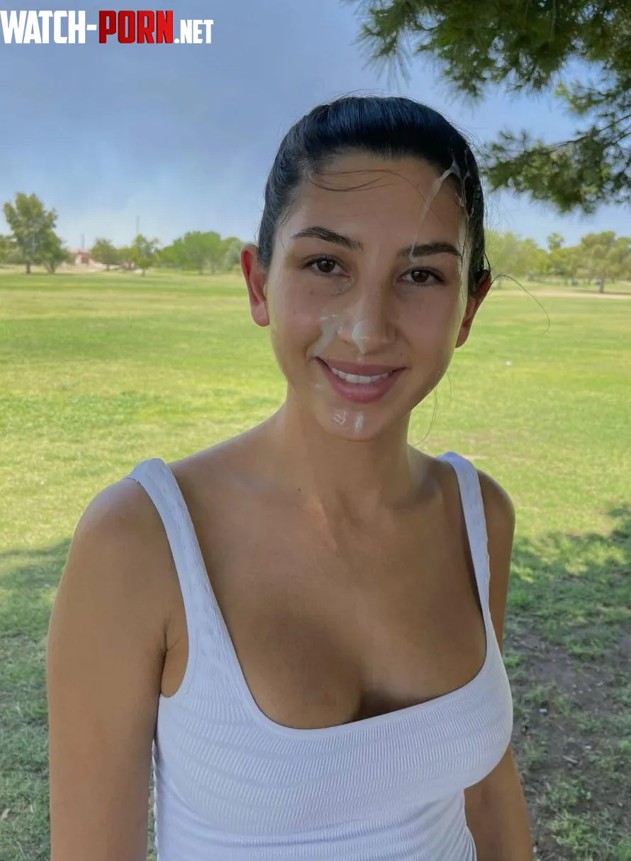 Makes me even prettier by BubbleTea_233