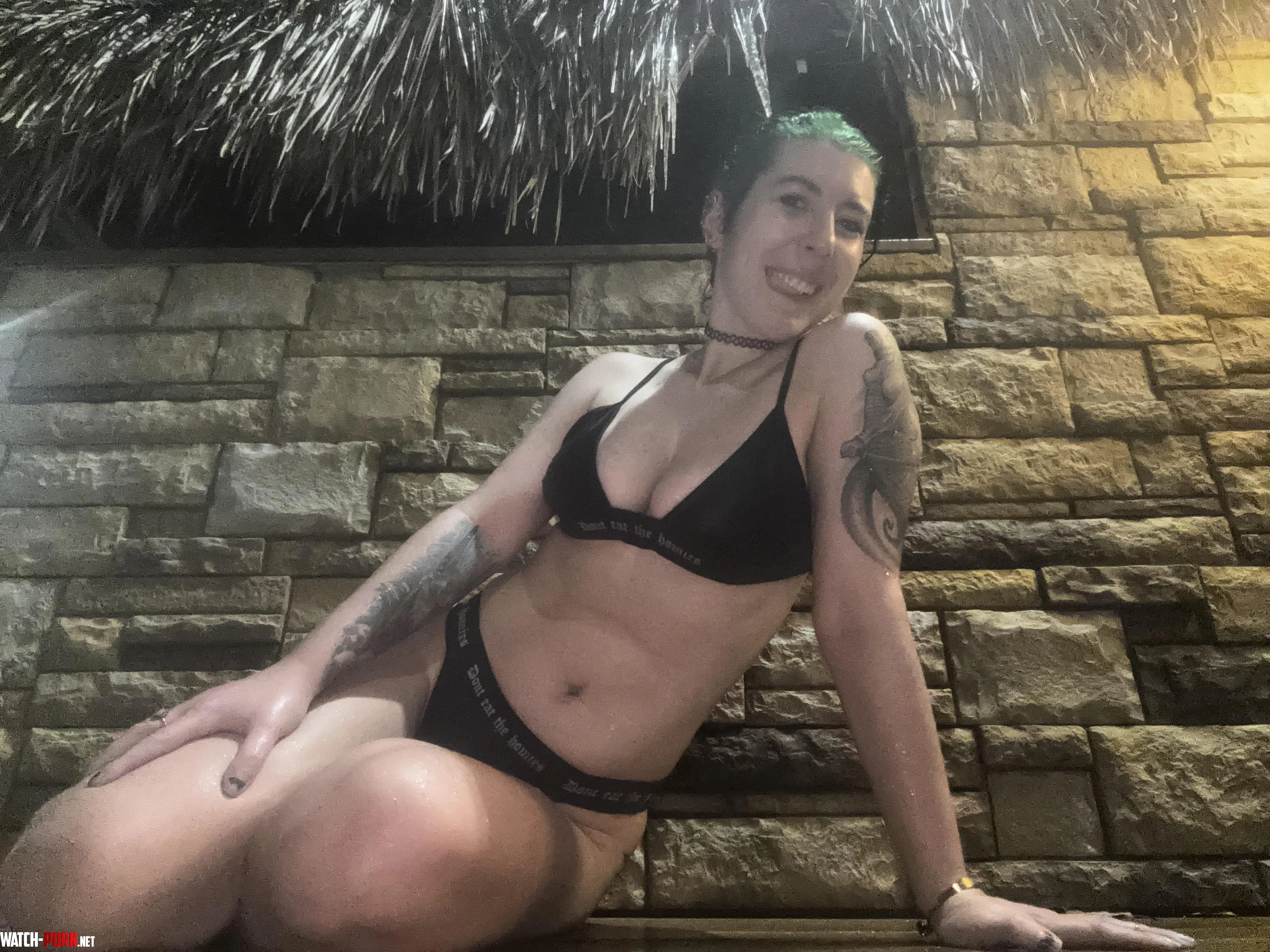 I can keep it hot even when it's frozen out by sirenskiss3