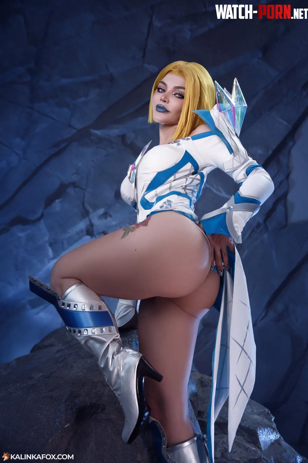 Emma Frost Booty (KalinkaFox) [Marvel] by Mxfyn