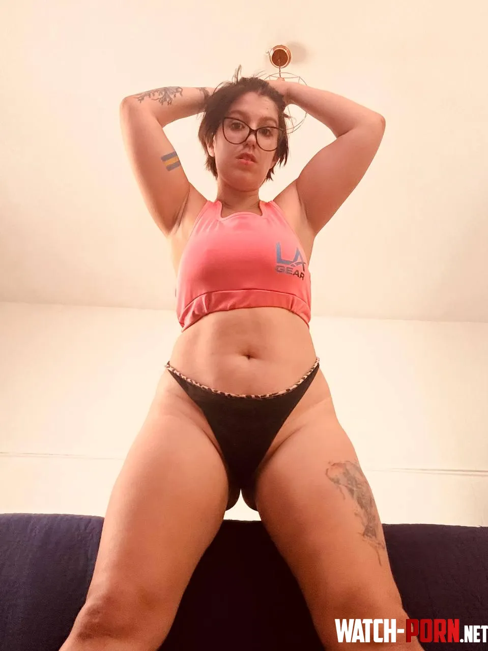 A glimpse is all you deserve. by Inesitaax