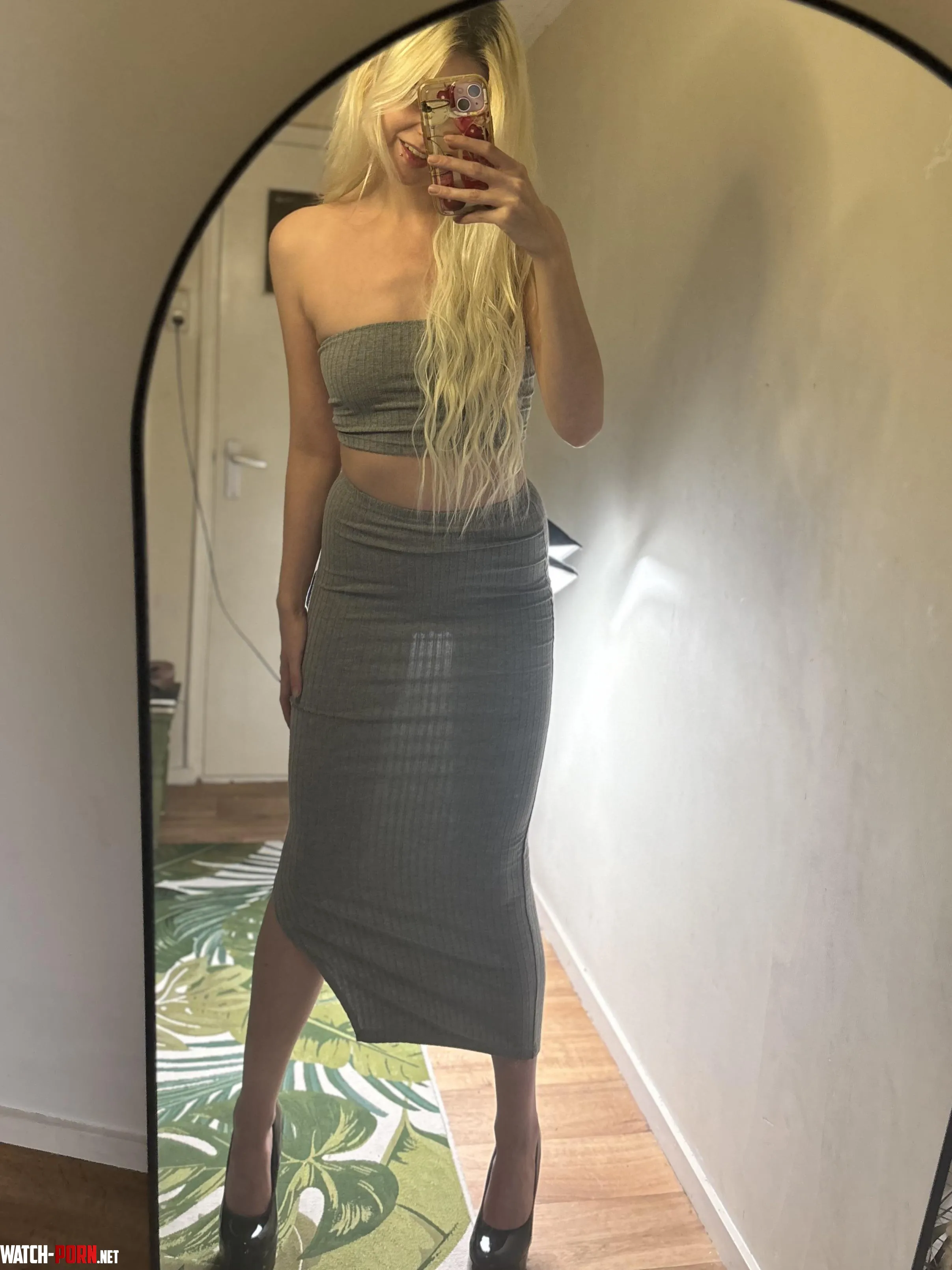 Enjoy the gap by LanaPeaches__