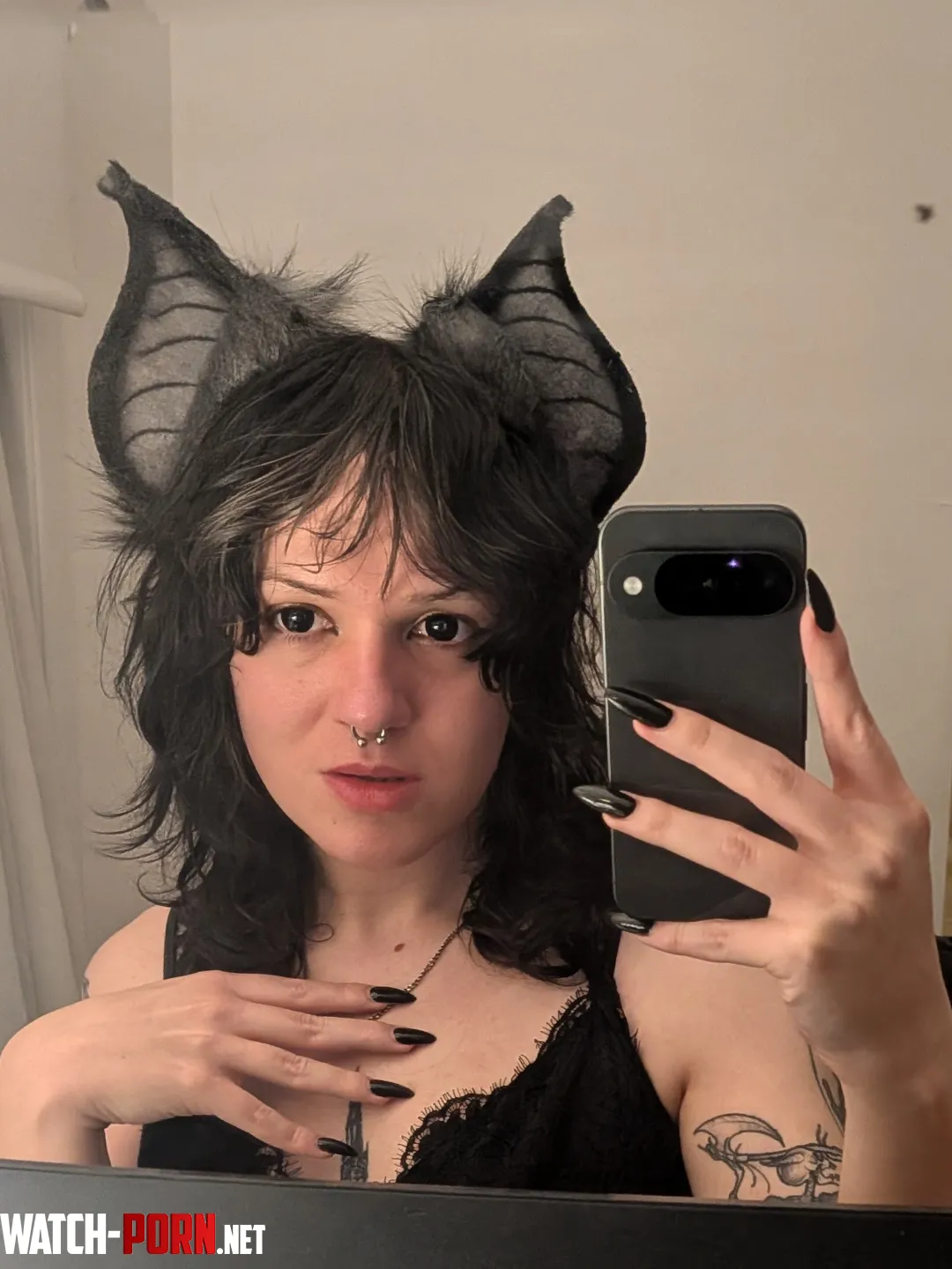 Little bat claws 🦇🖤 by Silver-Leather-462